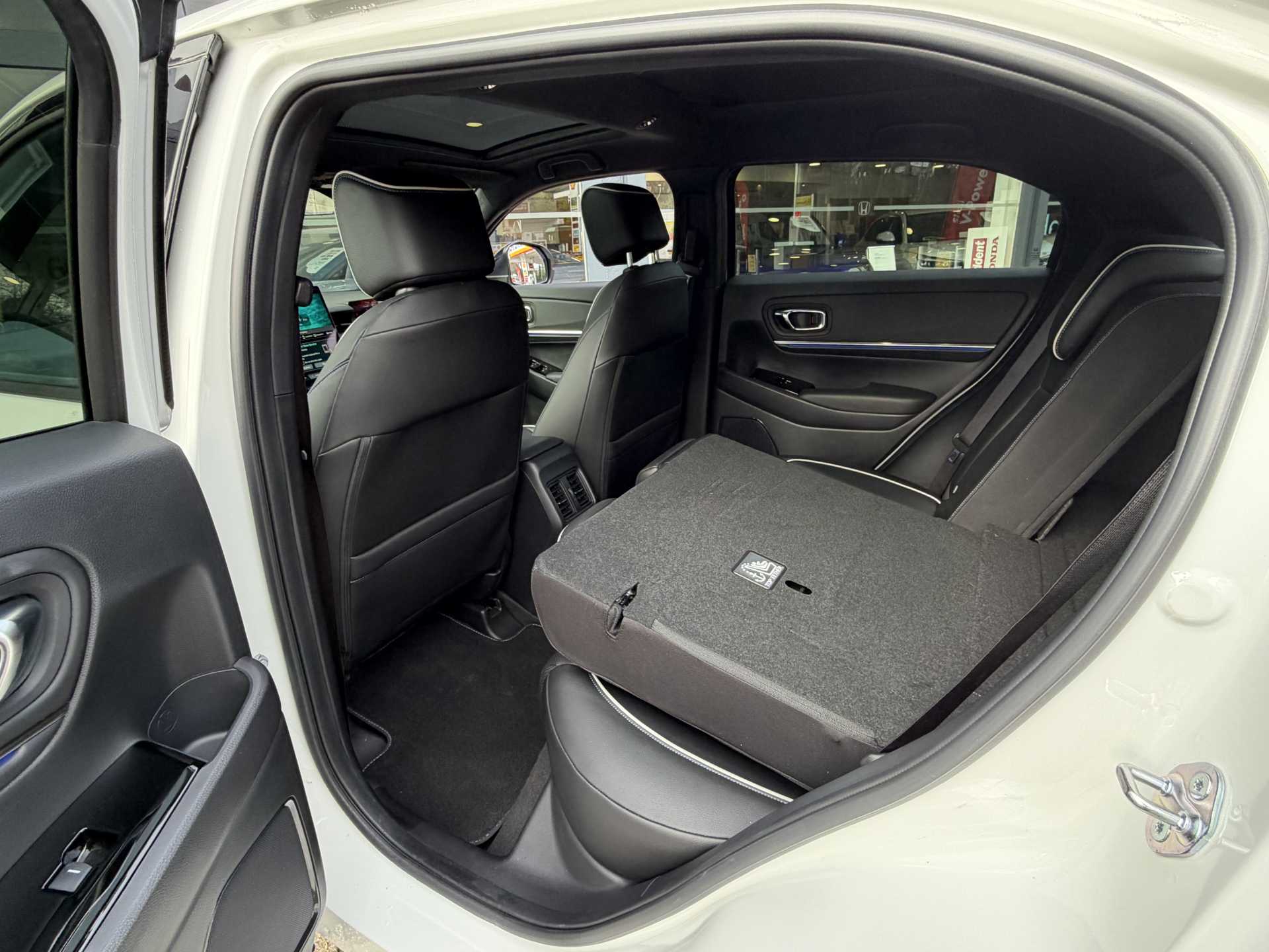 Honda e-Ny1 150kW Advance 69kWh 5dr Auto - Image 19