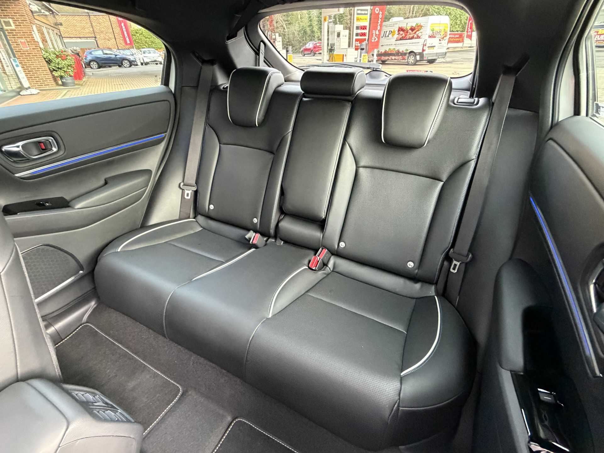 Honda e-Ny1 150kW Advance 69kWh 5dr Auto - Image 8