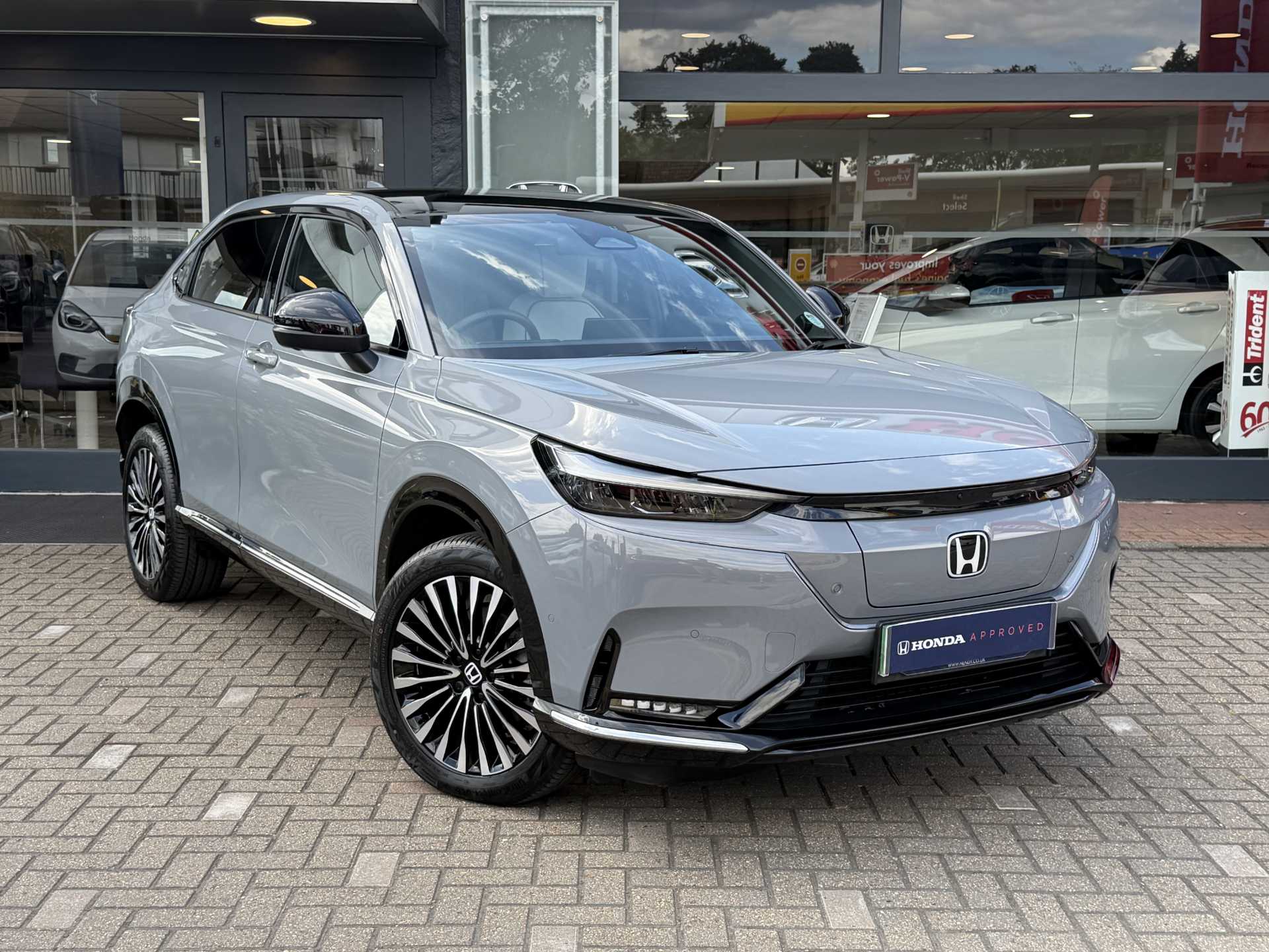 Honda e-Ny1 150kW Advance 69kWh 5dr Auto - Image 1