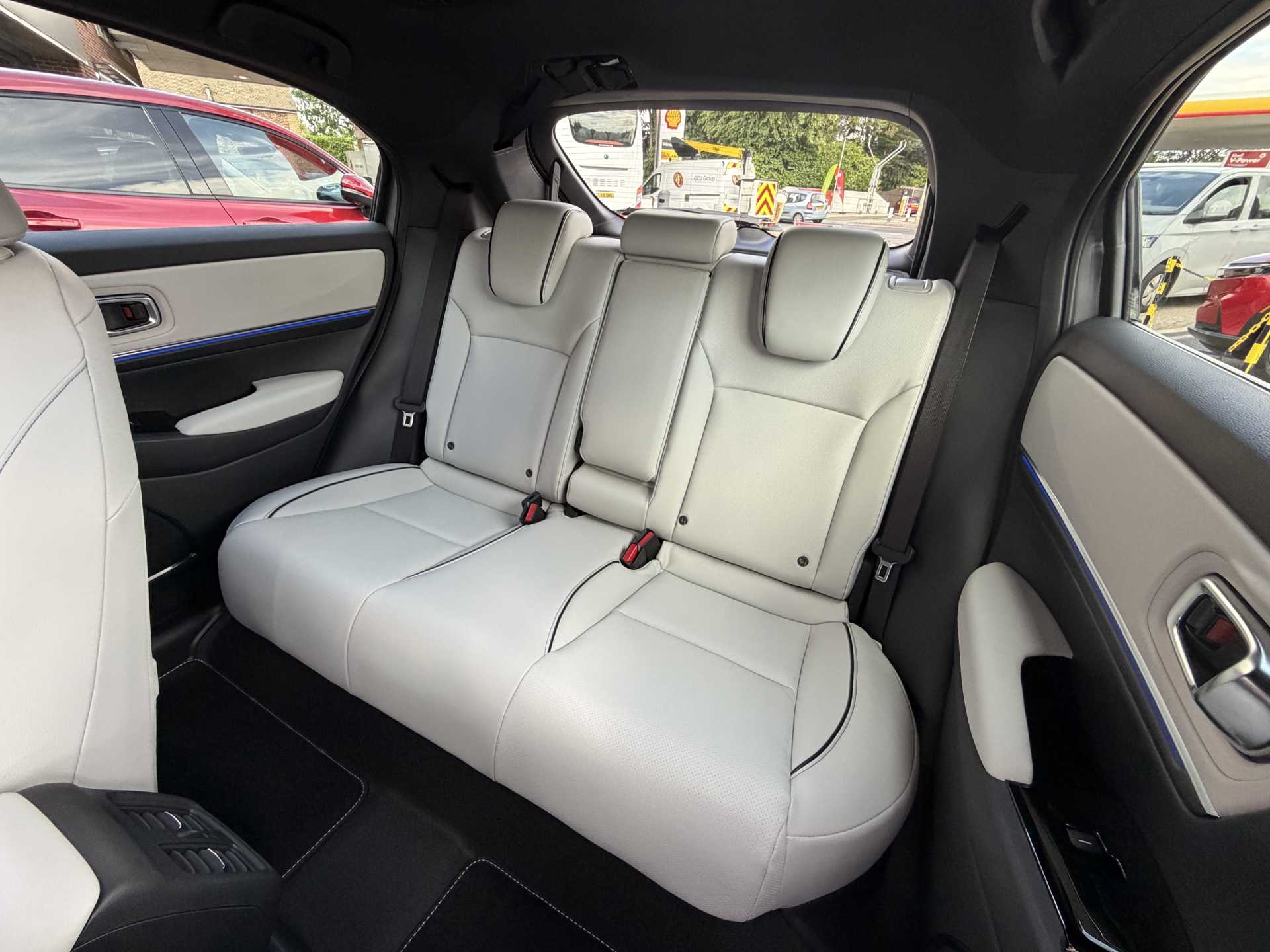 Honda e-Ny1 150kW Advance 69kWh 5dr Auto - Image 8