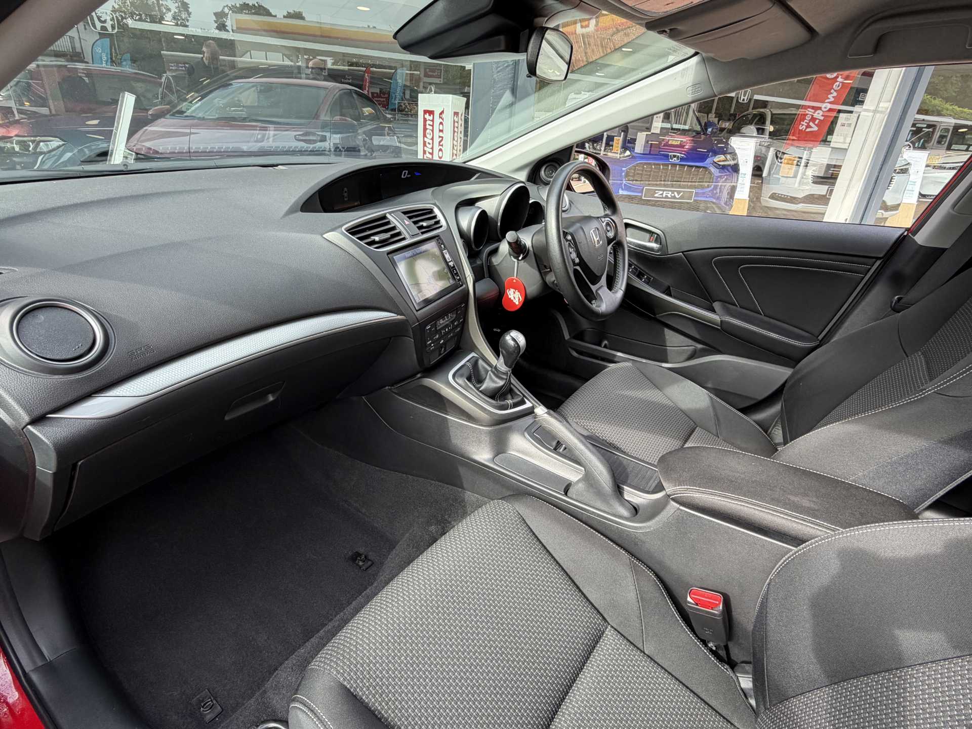 Honda Civic 1.4 i-VTEC SE Plus 5dr [Nav] - Image 2