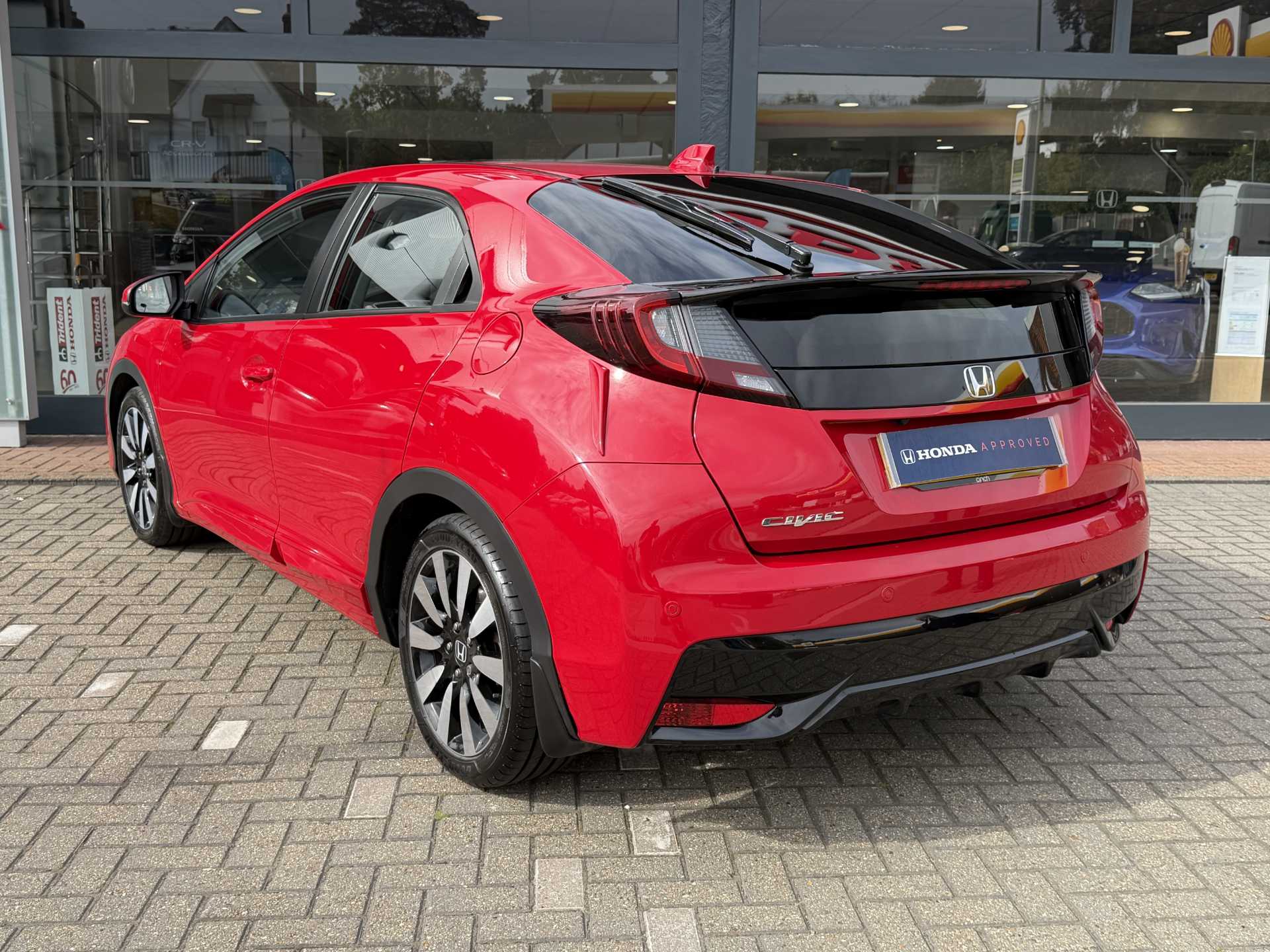 Honda Civic 1.4 i-VTEC SE Plus 5dr [Nav] - Image 3