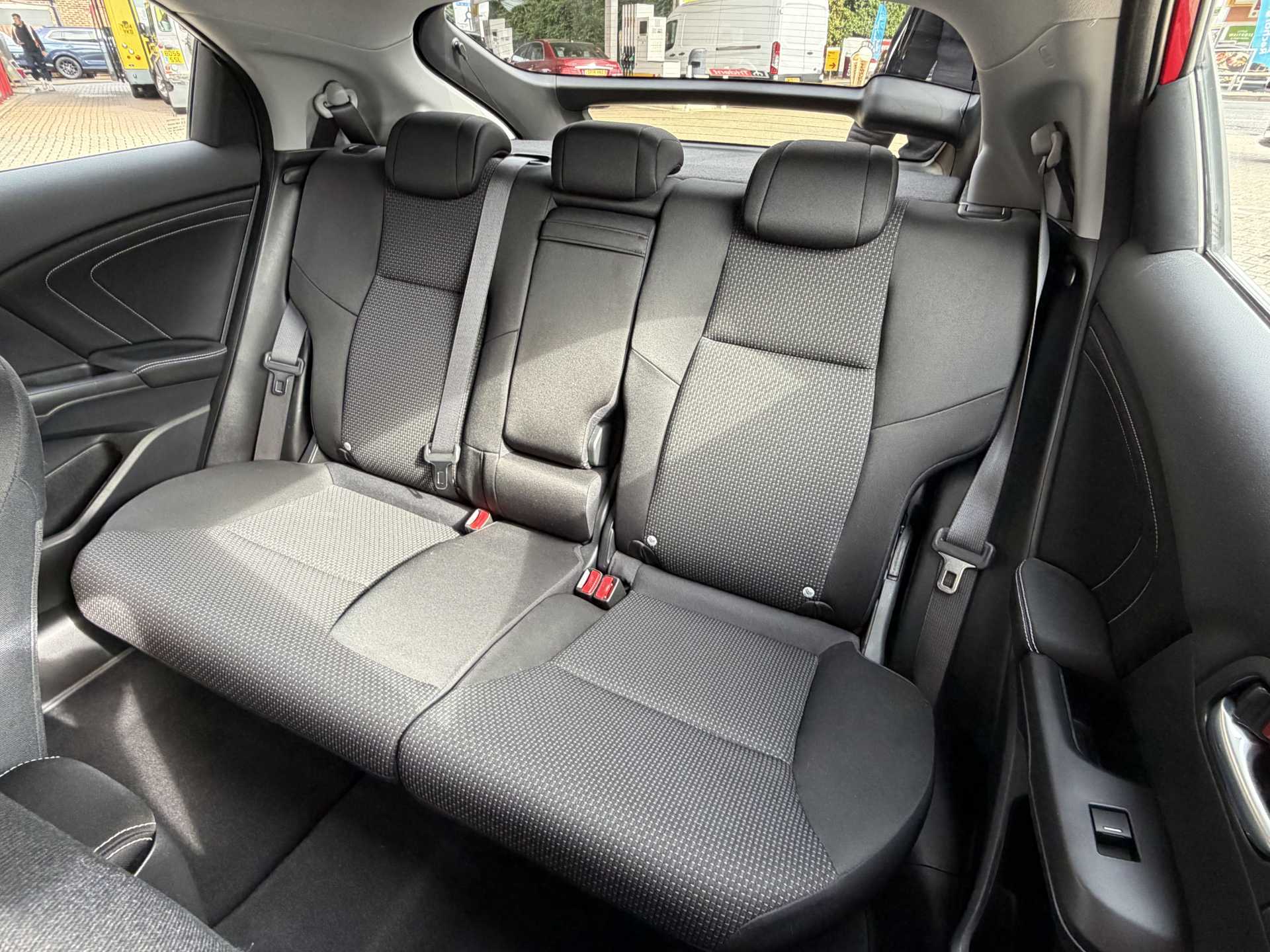 Honda Civic 1.4 i-VTEC SE Plus 5dr [Nav] - Image 8