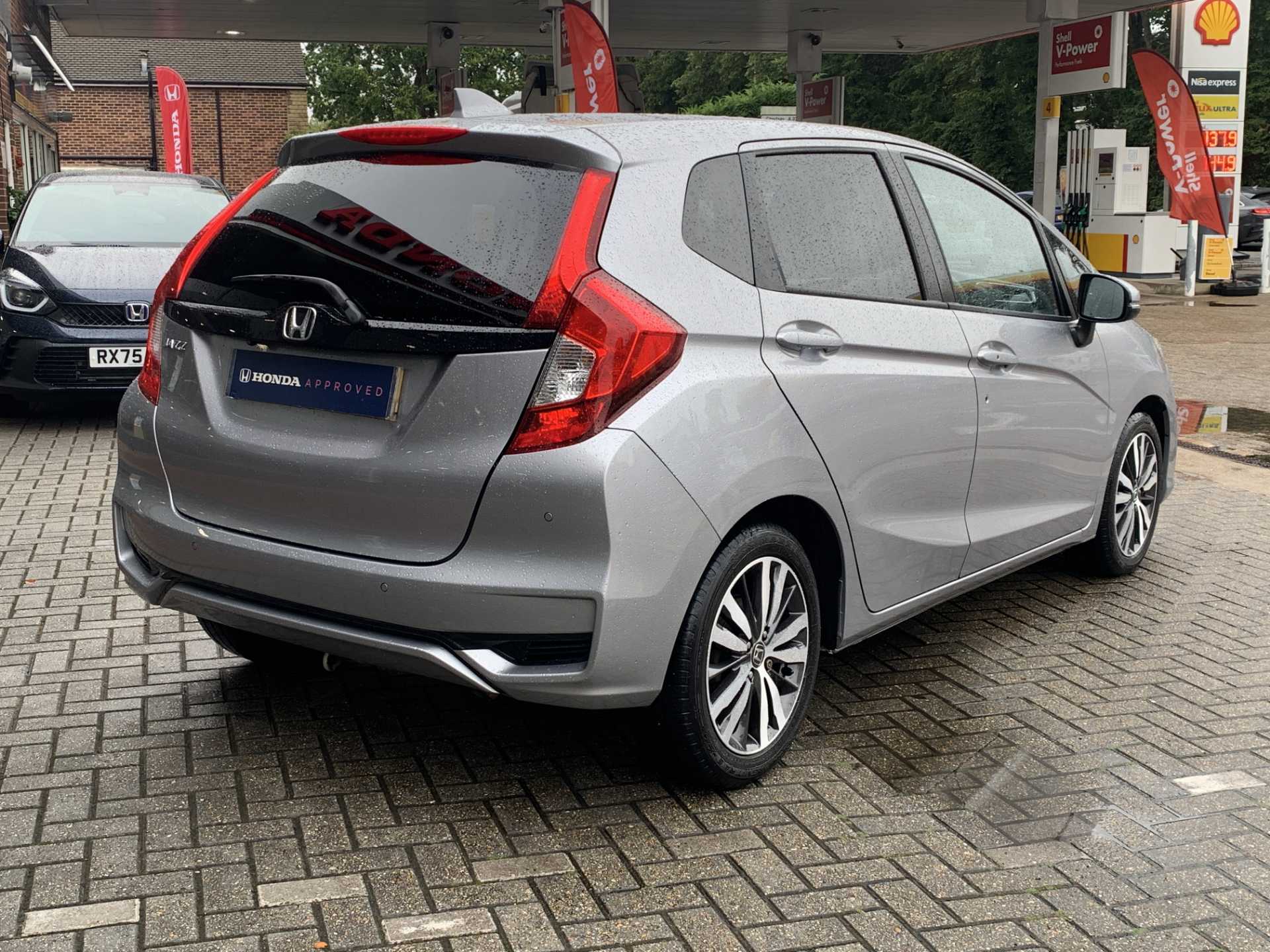 Honda Jazz 1.3 i-VTEC EX Navi 5dr CVT - Image 12
