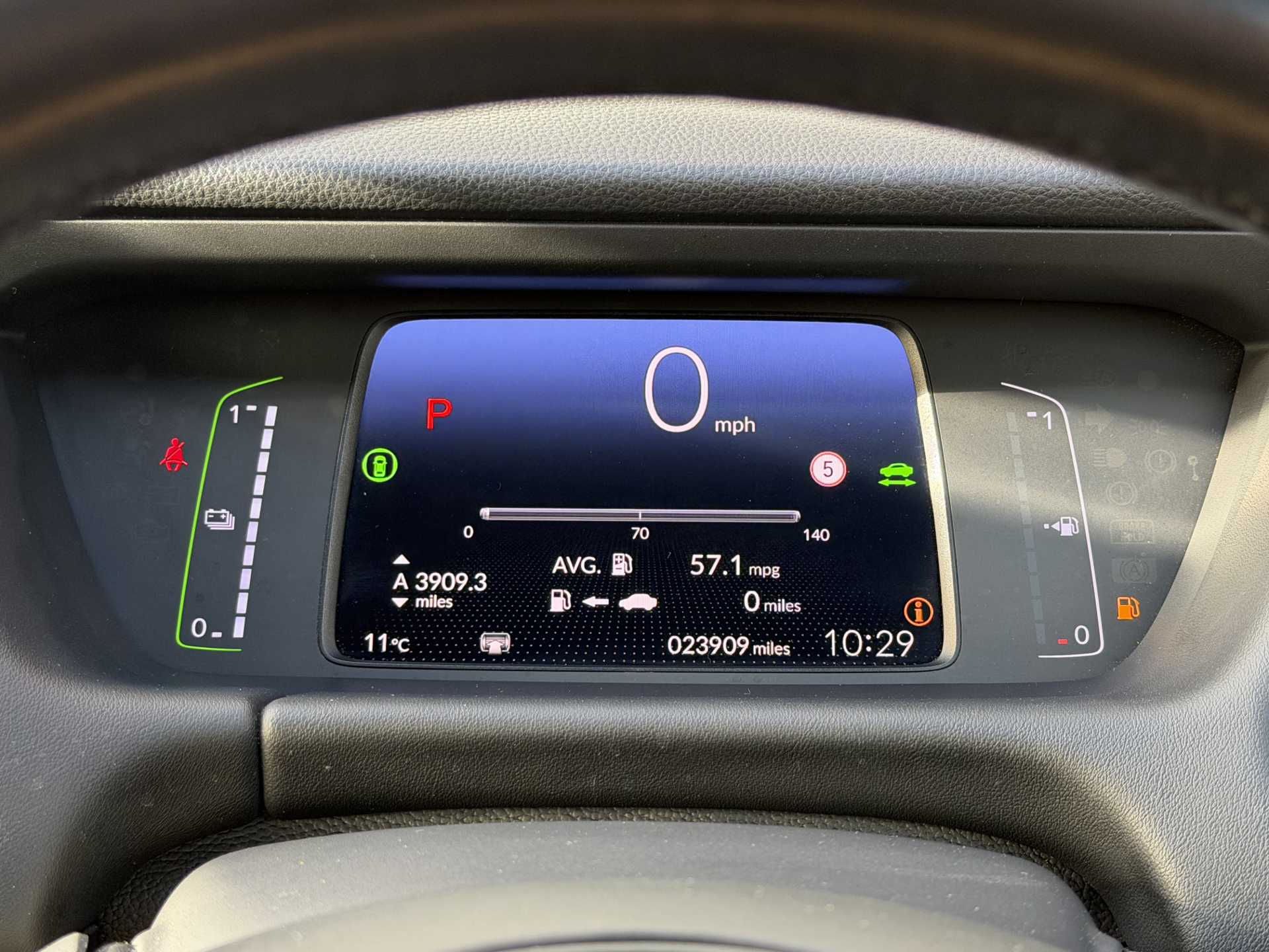 Honda Jazz 1.5 i-MMD Hybrid EX 5dr eCVT - Image 11