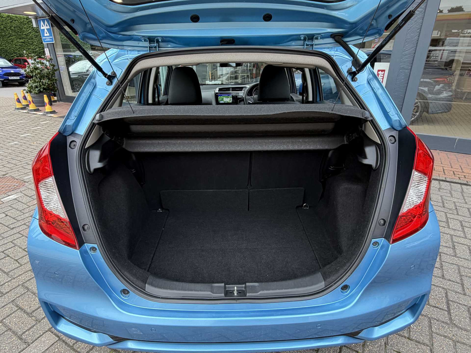 Honda Jazz 1.3 i-VTEC SE Navi 5dr CVT - Image 13
