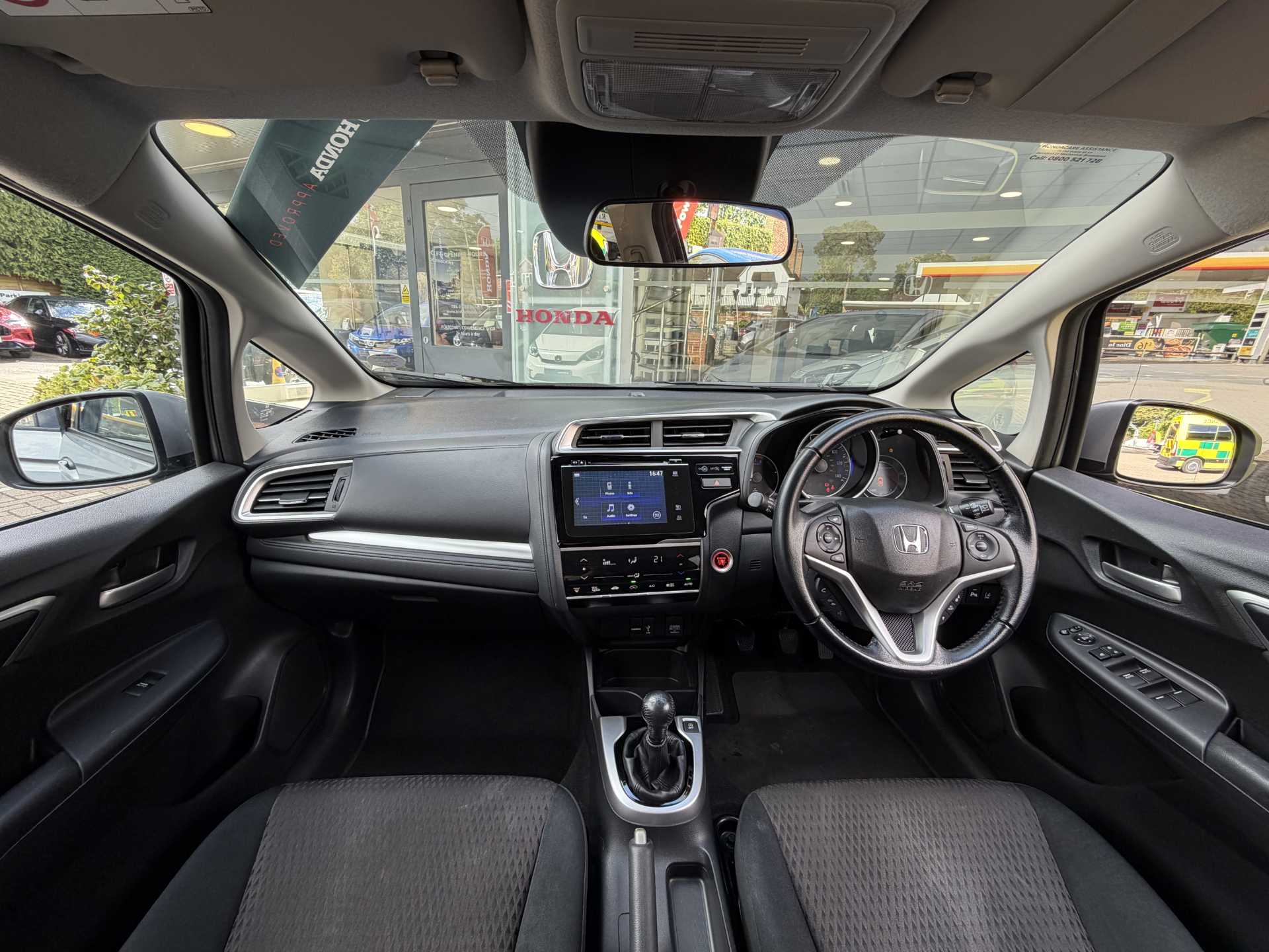Honda Jazz 1.3 i-VTEC EX 5dr - Image 4