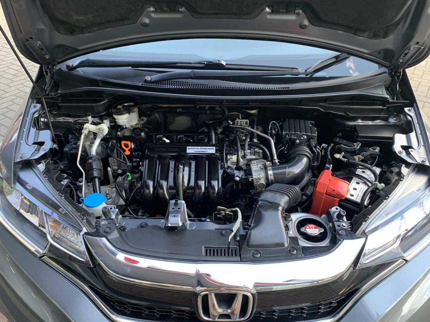 Honda JAZZ 1.3 i-VTEC EX Navi 5dr CVT - Image 20