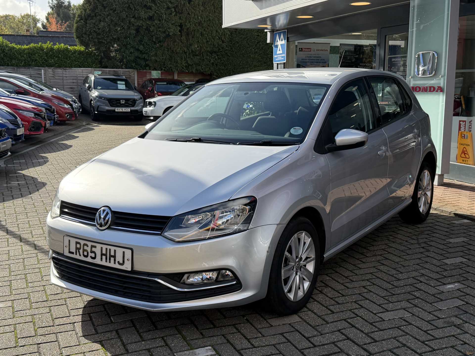 Volkswagen POLO 1.2 TSI SE 5dr DSG — image 10