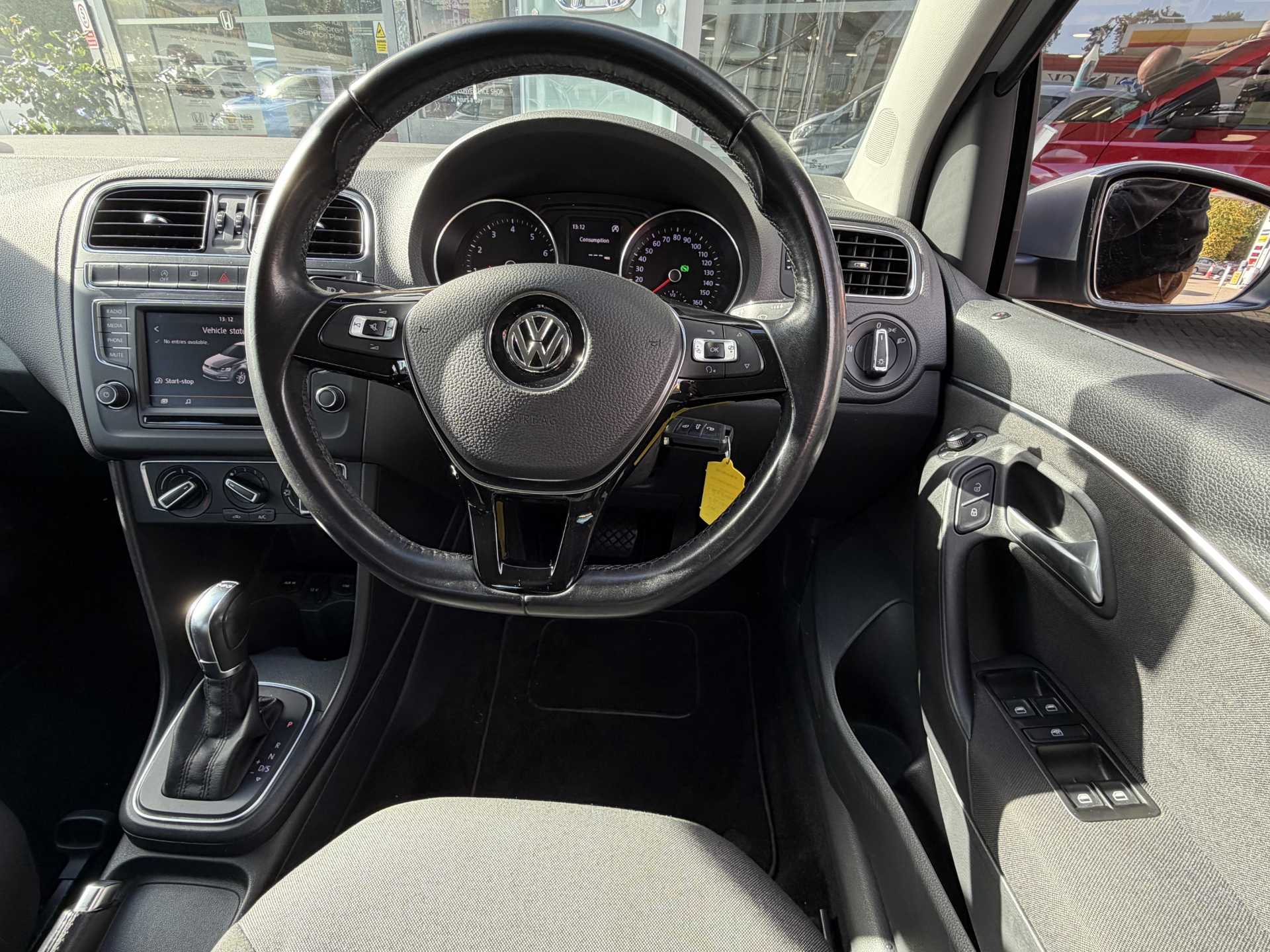 Volkswagen POLO 1.2 TSI SE 5dr DSG — image 16