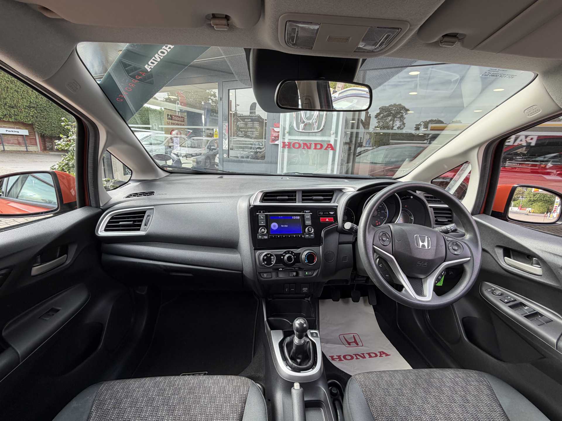 Honda Jazz 1.3 S 5dr — image 4