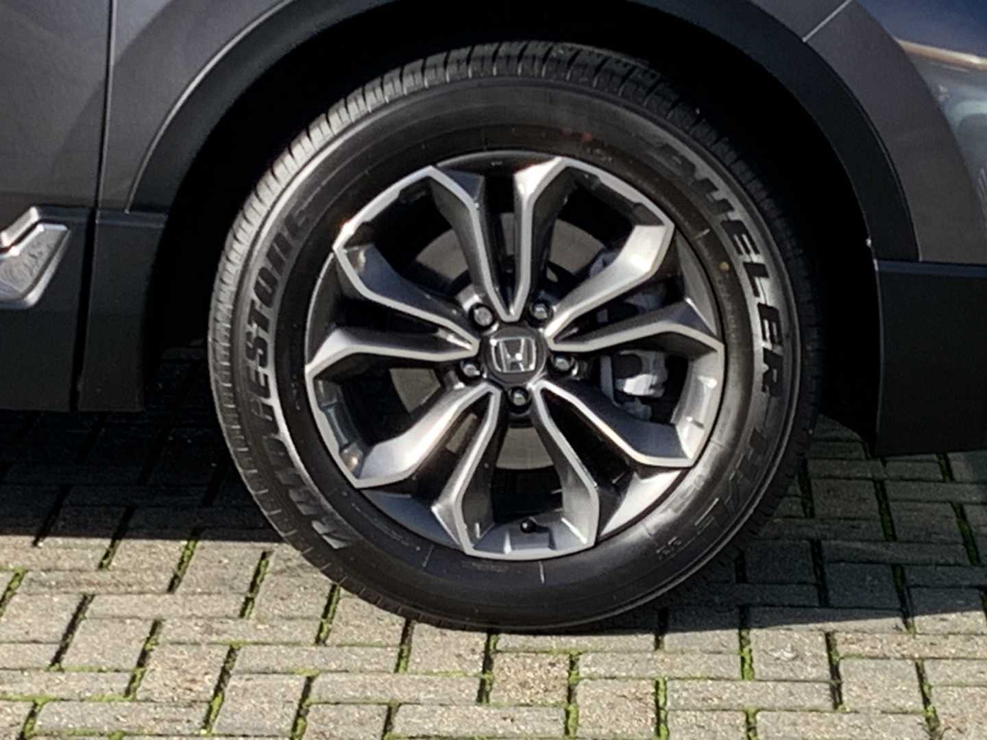 Honda CR-V 2.0 i-MMD Hybrid EX 5dr eCVT - Image 9