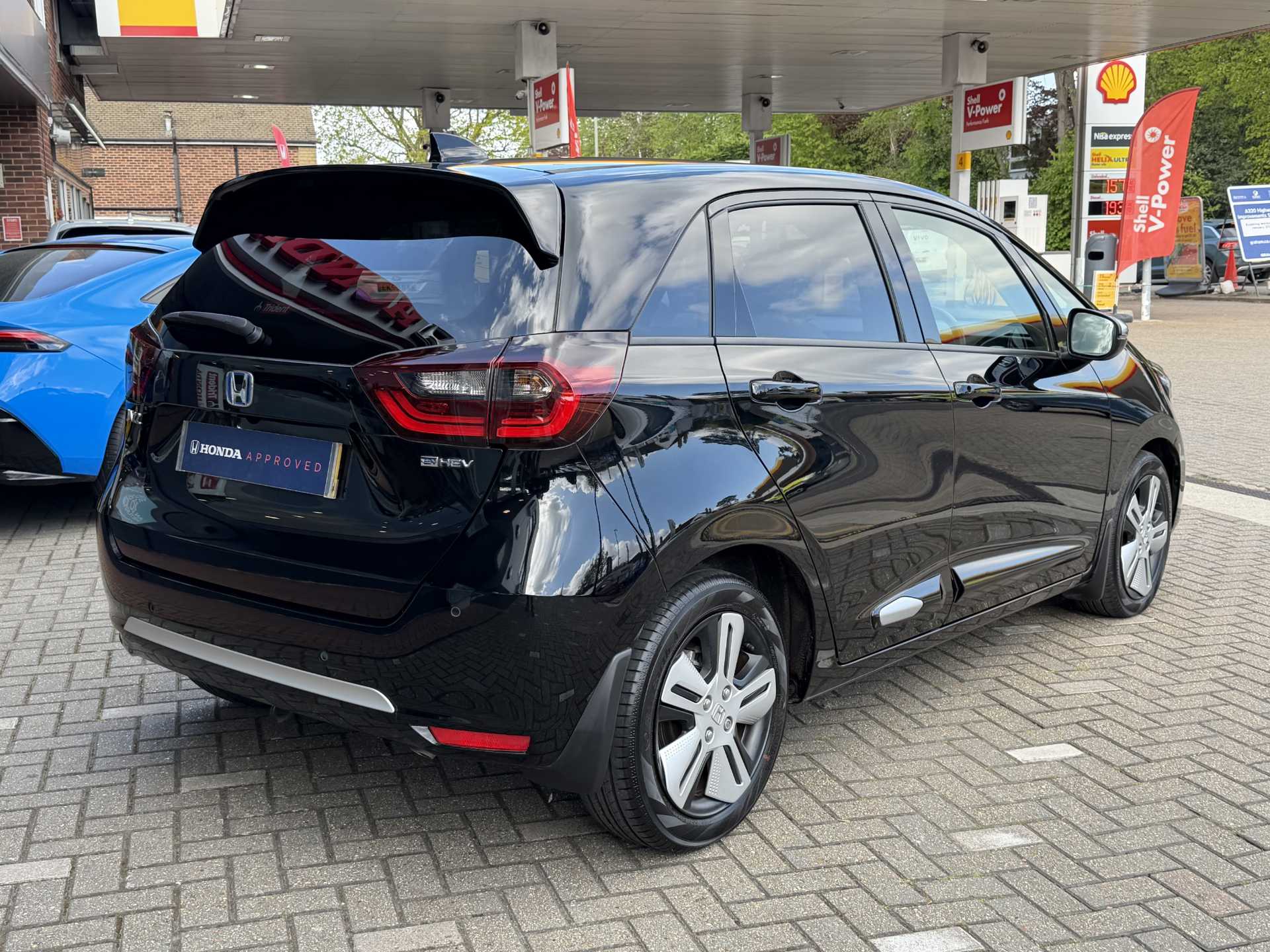Honda Jazz 1.5 i-MMD Hybrid EX 5dr eCVT - Image 12