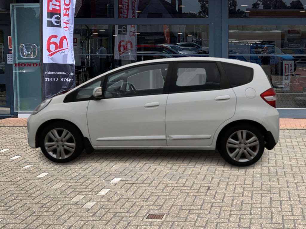 Honda Jazz 1.4 i-VTEC EXL 5dr CVT - Image 11