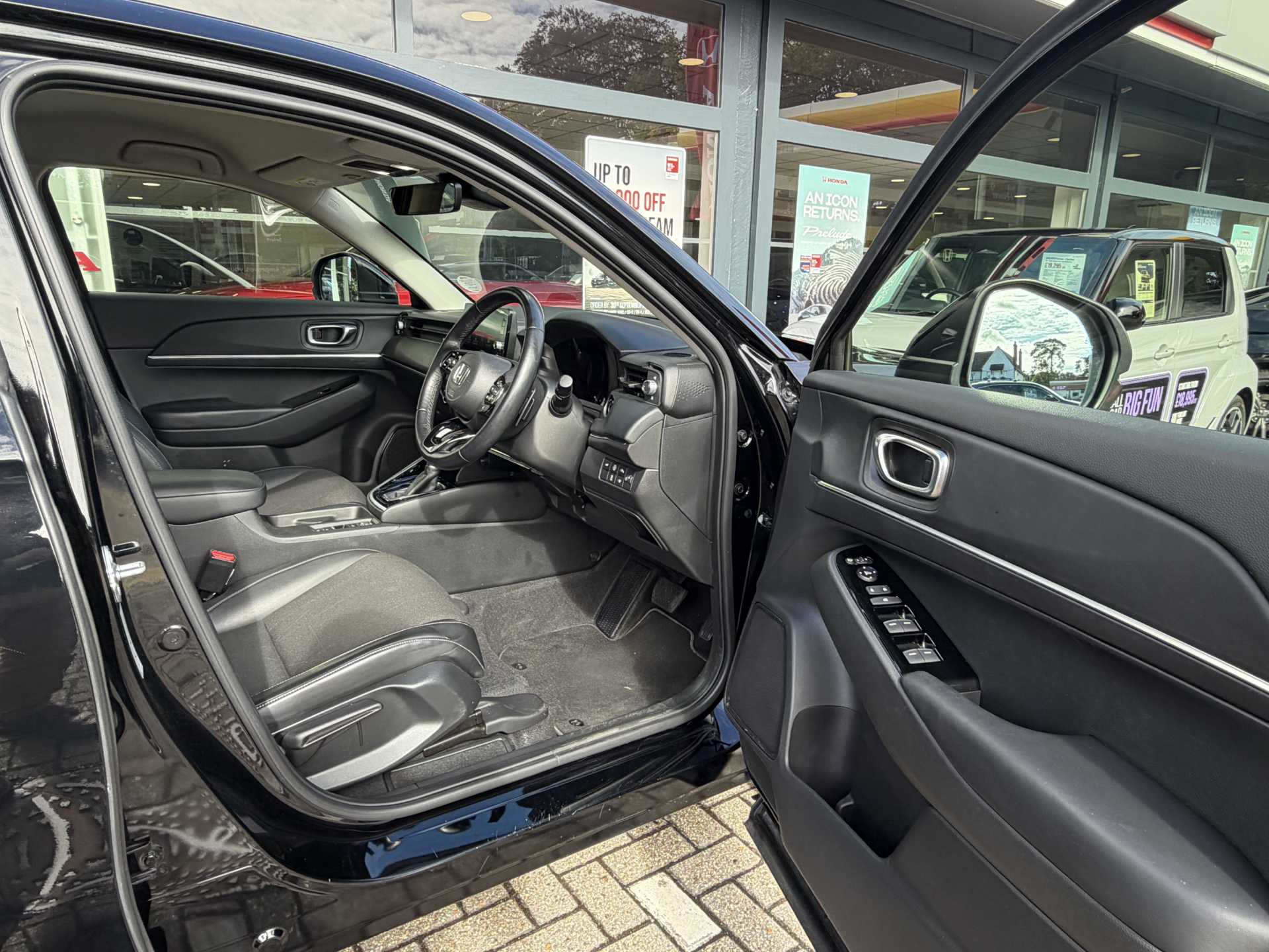 Honda HR-V 1.5 eHEV Advance 5dr CVT - Image 15