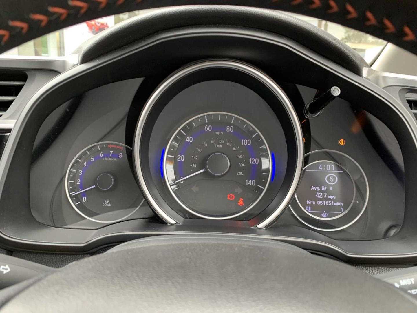 Honda JAZZ 1.5 i-VTEC Sport Navi 5dr - Image 11