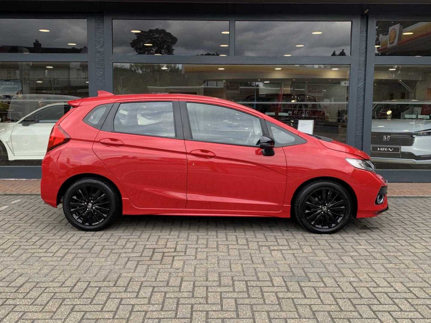 Honda JAZZ 1.5 i-VTEC Sport Navi 5dr - Image 5