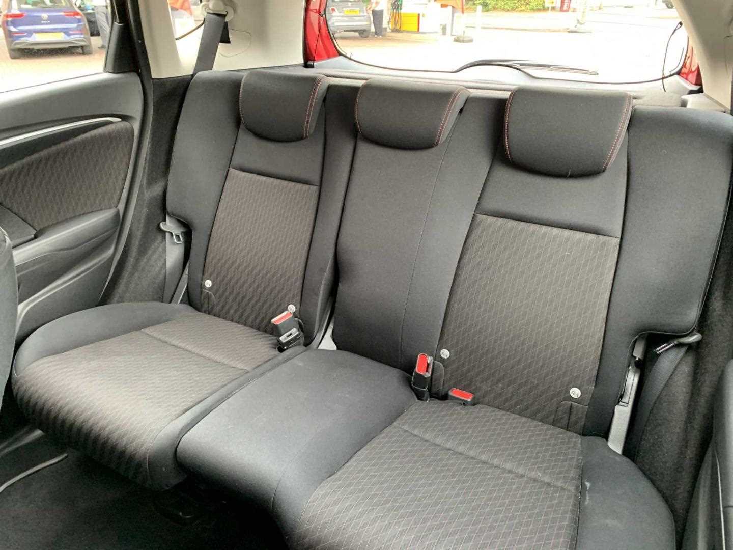 Honda JAZZ 1.5 i-VTEC Sport Navi 5dr - Image 8