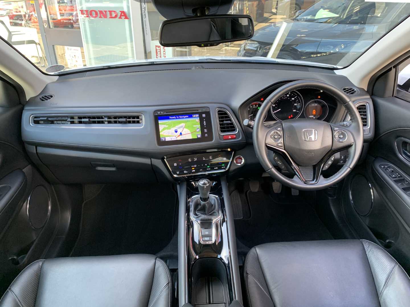 Honda HR-V 1.6 i-DTEC EX 5dr - Image 4