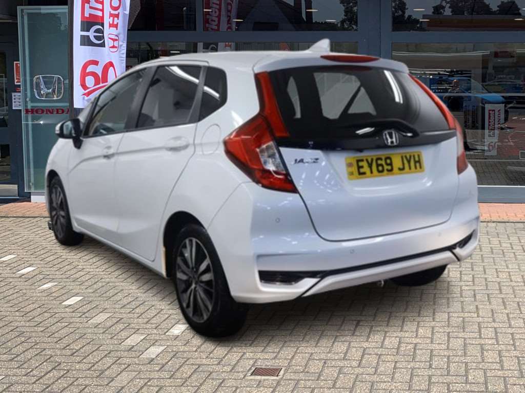 Honda Jazz 1.3 i-VTEC EX Navi 5dr CVT - Image 3