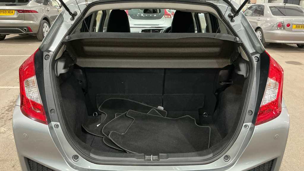 Honda JAZZ 1.3 EX 5dr CVT - Image 11