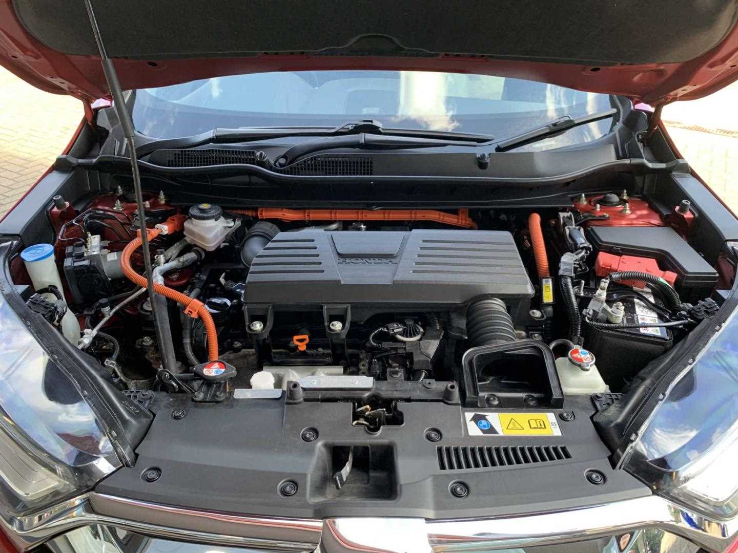 Honda CR-V 2.0 i-MMD Hybrid SR 2WD 5dr eCVT - Image 20