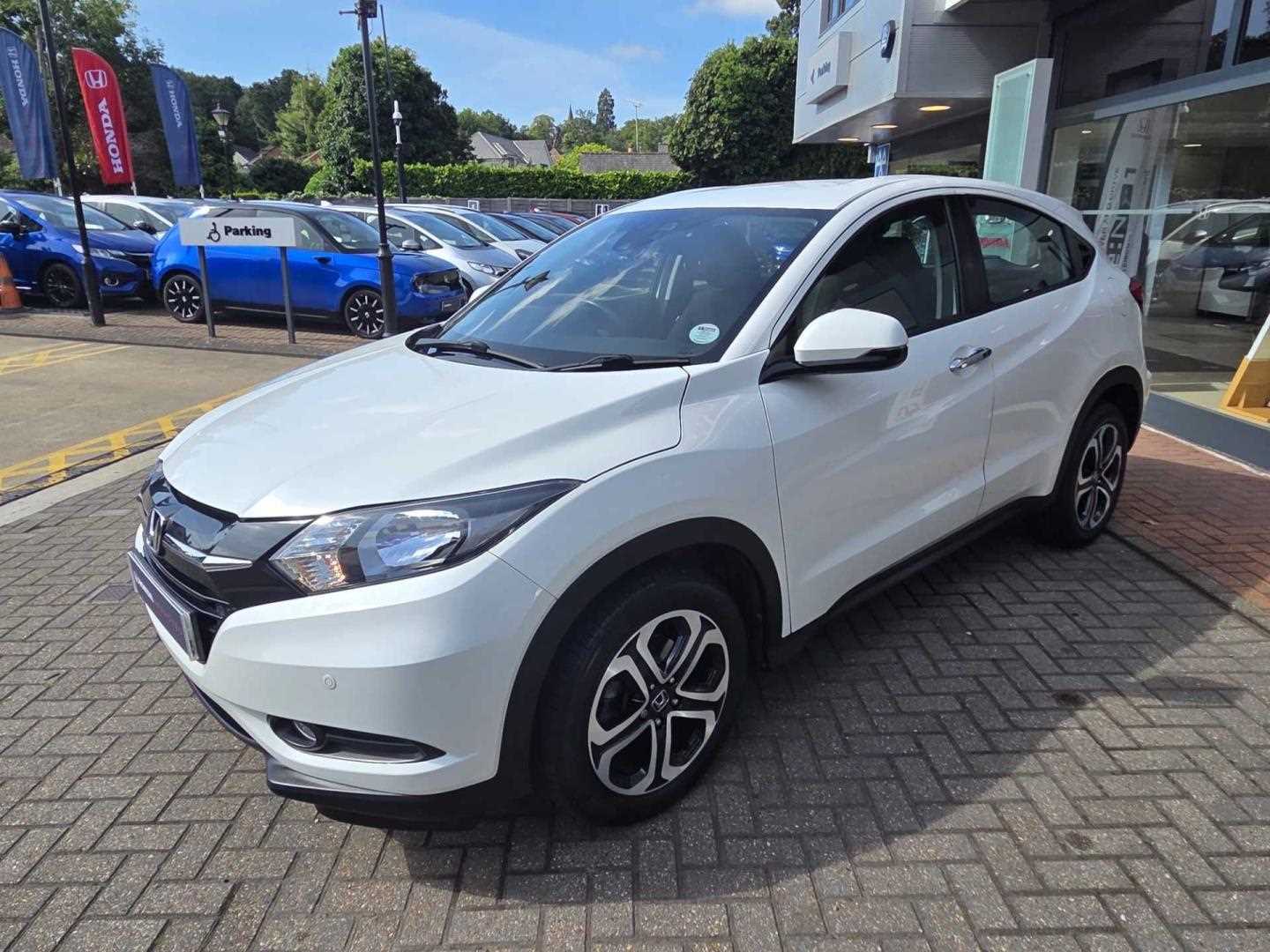 Honda HR-V 1.5 i-VTEC SE Navi CVT 5dr - Image 10