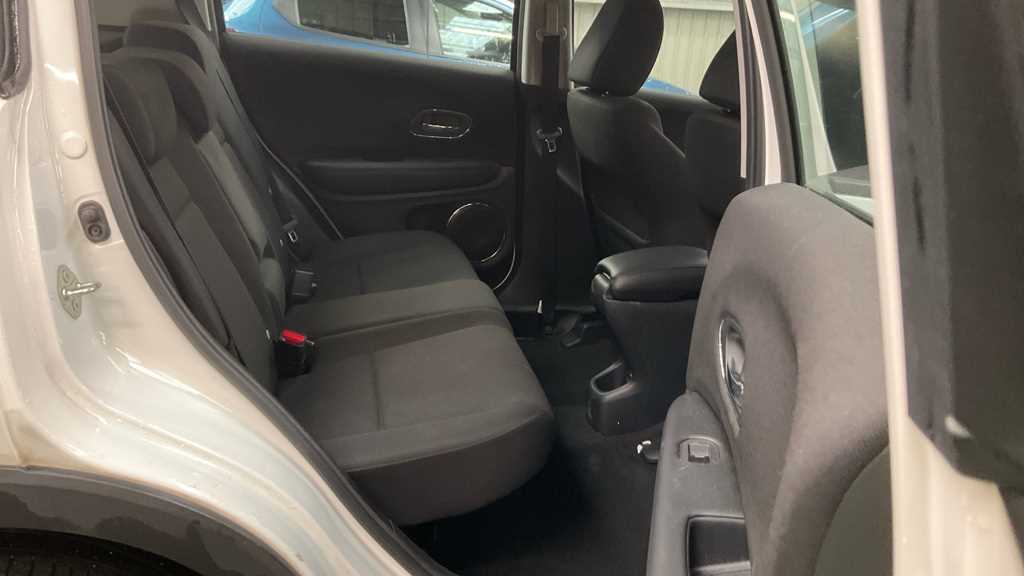 Honda HR-V 1.5 i-VTEC SE Navi CVT 5dr - Image 7