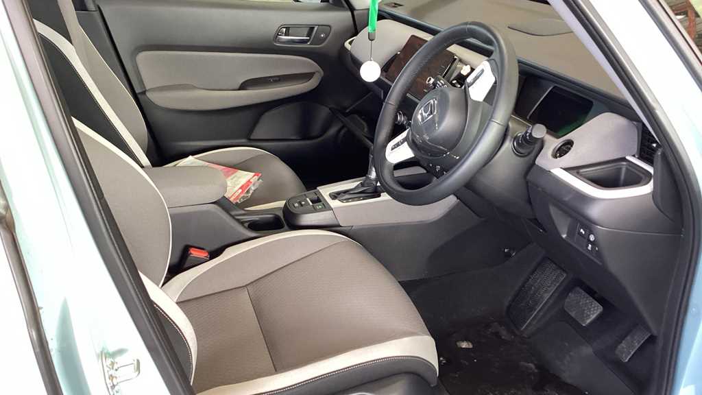 Honda JAZZ 1.5 i-MMD Hybrid Crosstar EX 5dr eCVT - Image 2