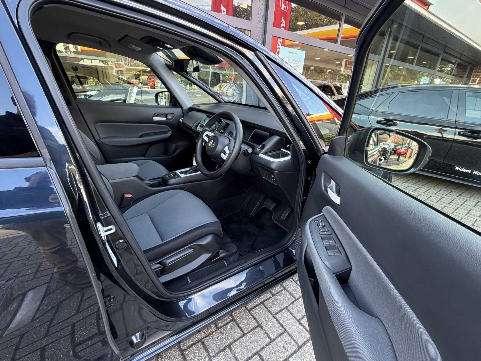 Honda Jazz 1.5 i-MMD Hybrid SE 5dr eCVT — image 15