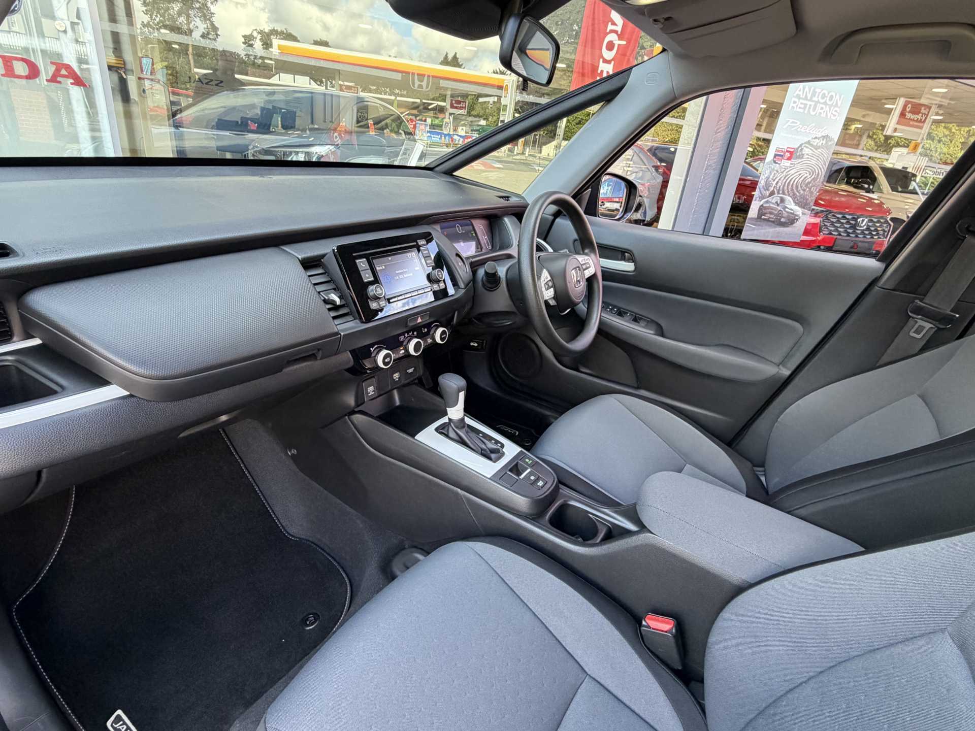 Honda Jazz 1.5 i-MMD Hybrid SE 5dr eCVT — image 2