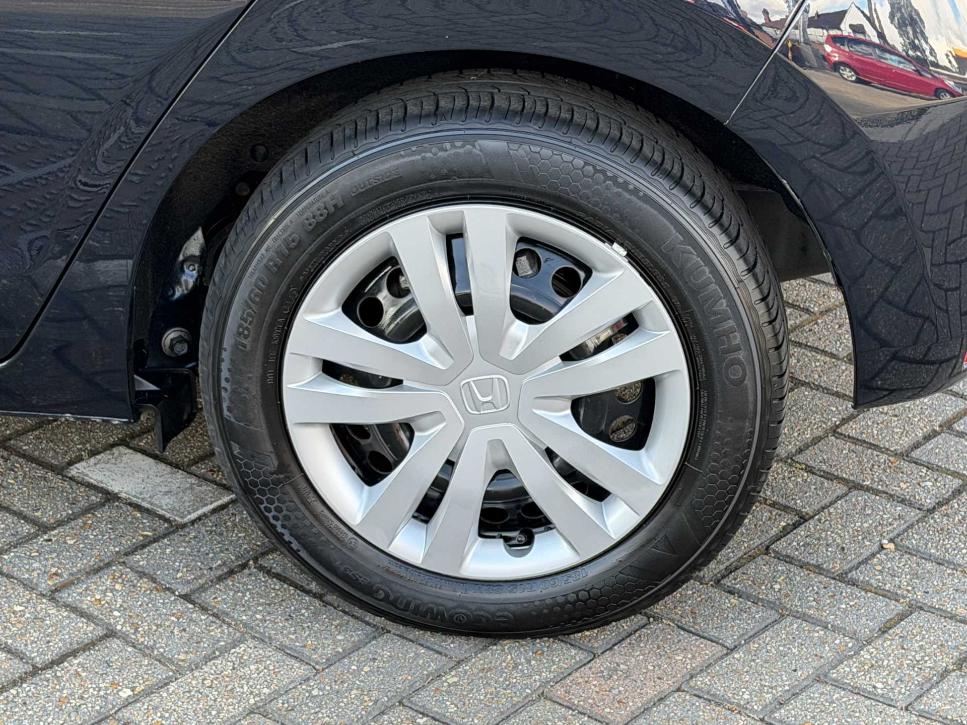 Honda Jazz 1.5 i-MMD Hybrid SE 5dr eCVT — image 9