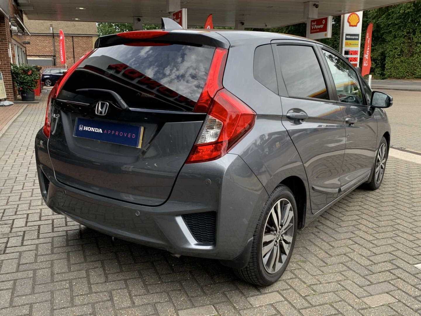 Honda JAZZ 1.3 EX Navi 5dr CVT - Image 12