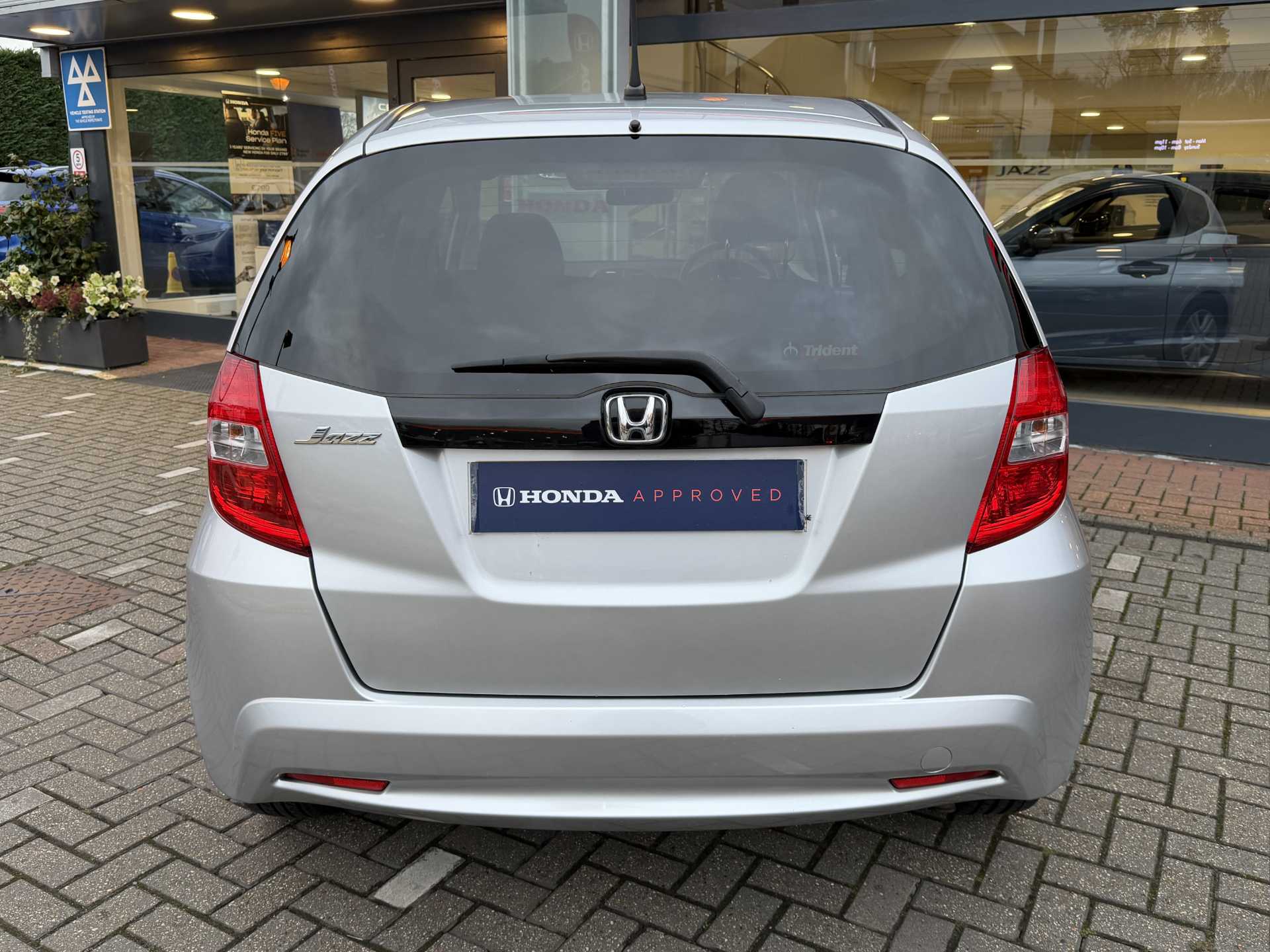 Honda Jazz 1.4 i-VTEC EX 5dr CVT - Image 7