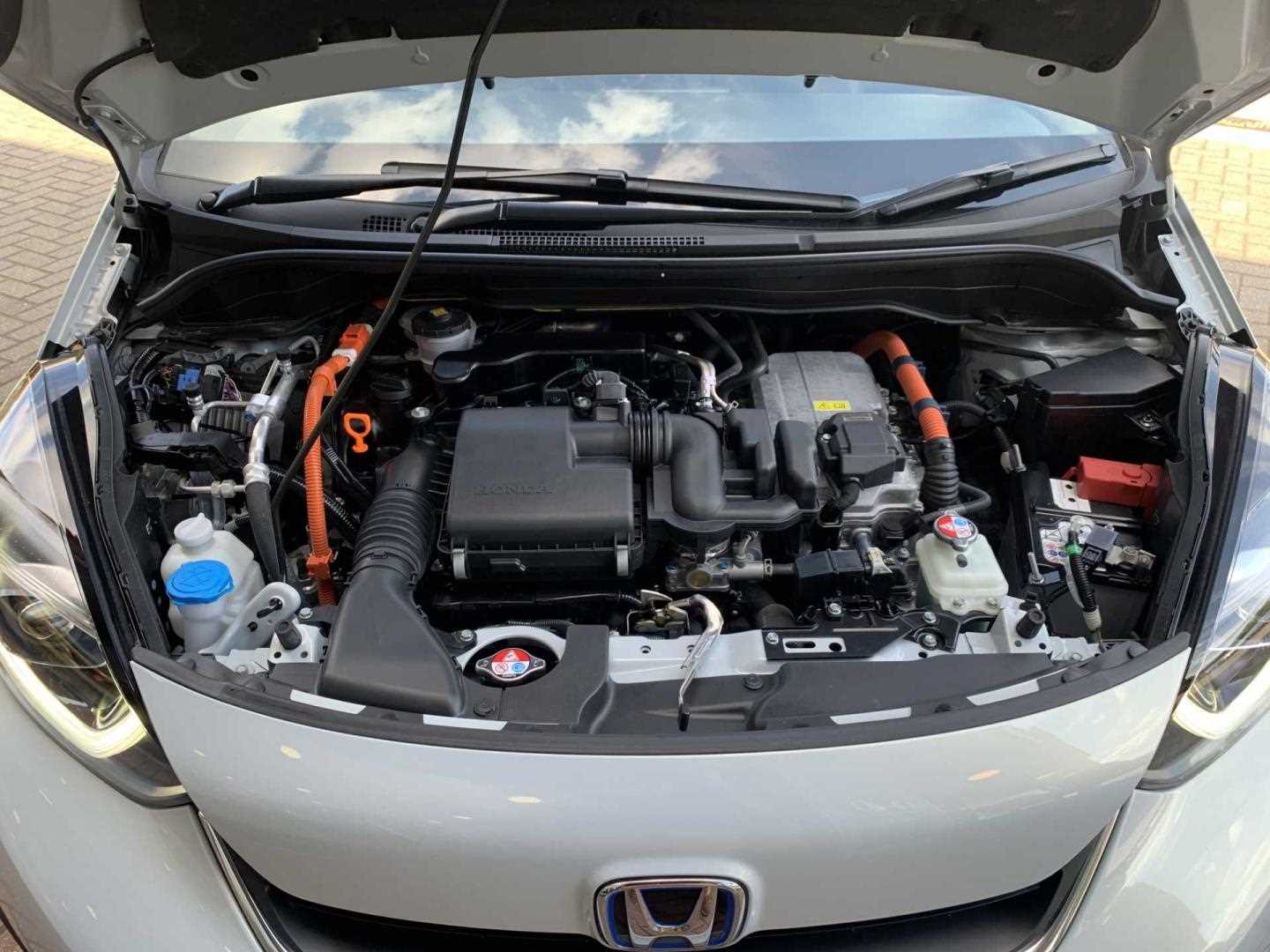 Honda JAZZ 1.5 i-MMD Hybrid EX 5dr eCVT - Image 20