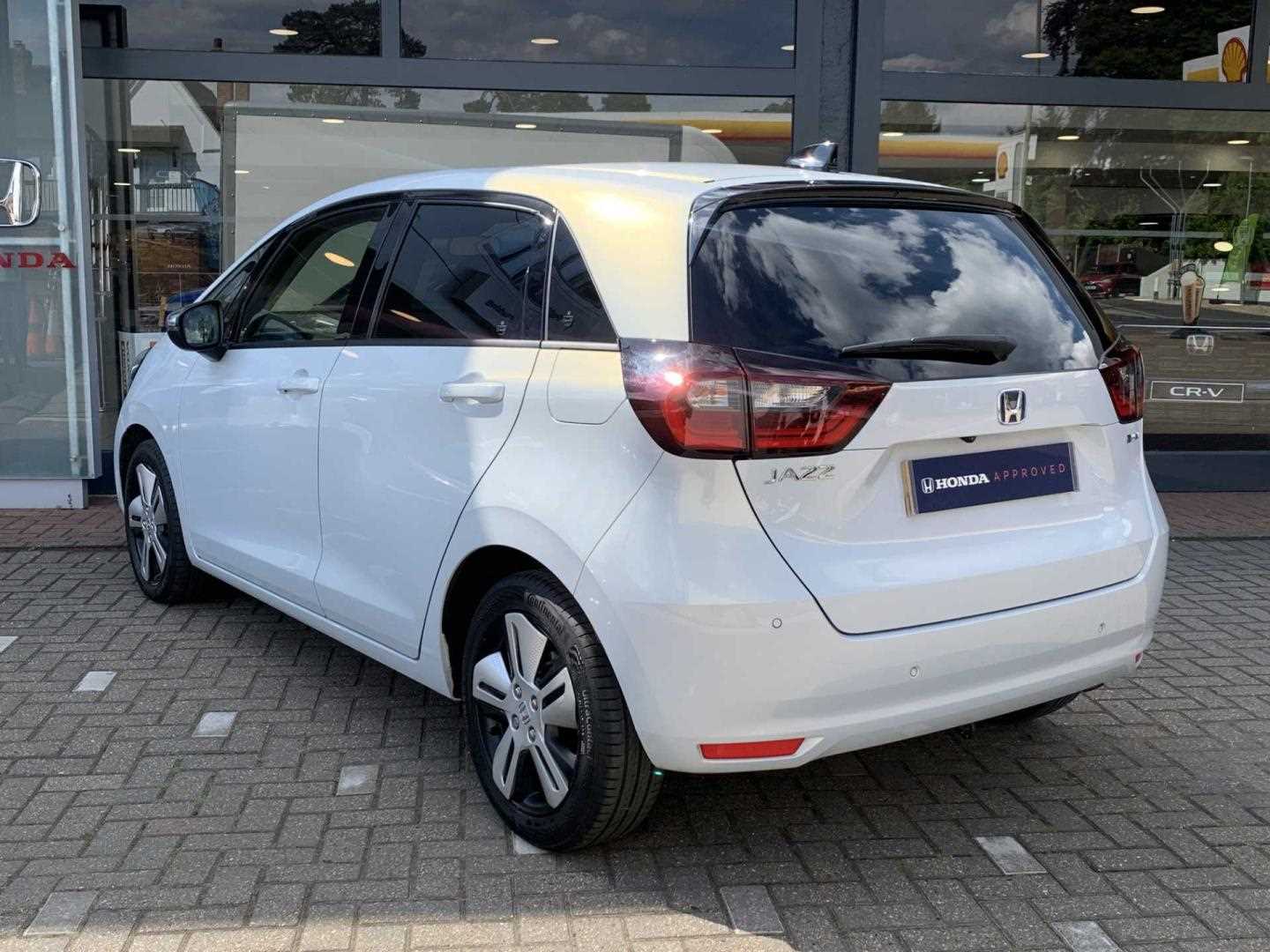 Honda JAZZ 1.5 i-MMD Hybrid EX 5dr eCVT - Image 3
