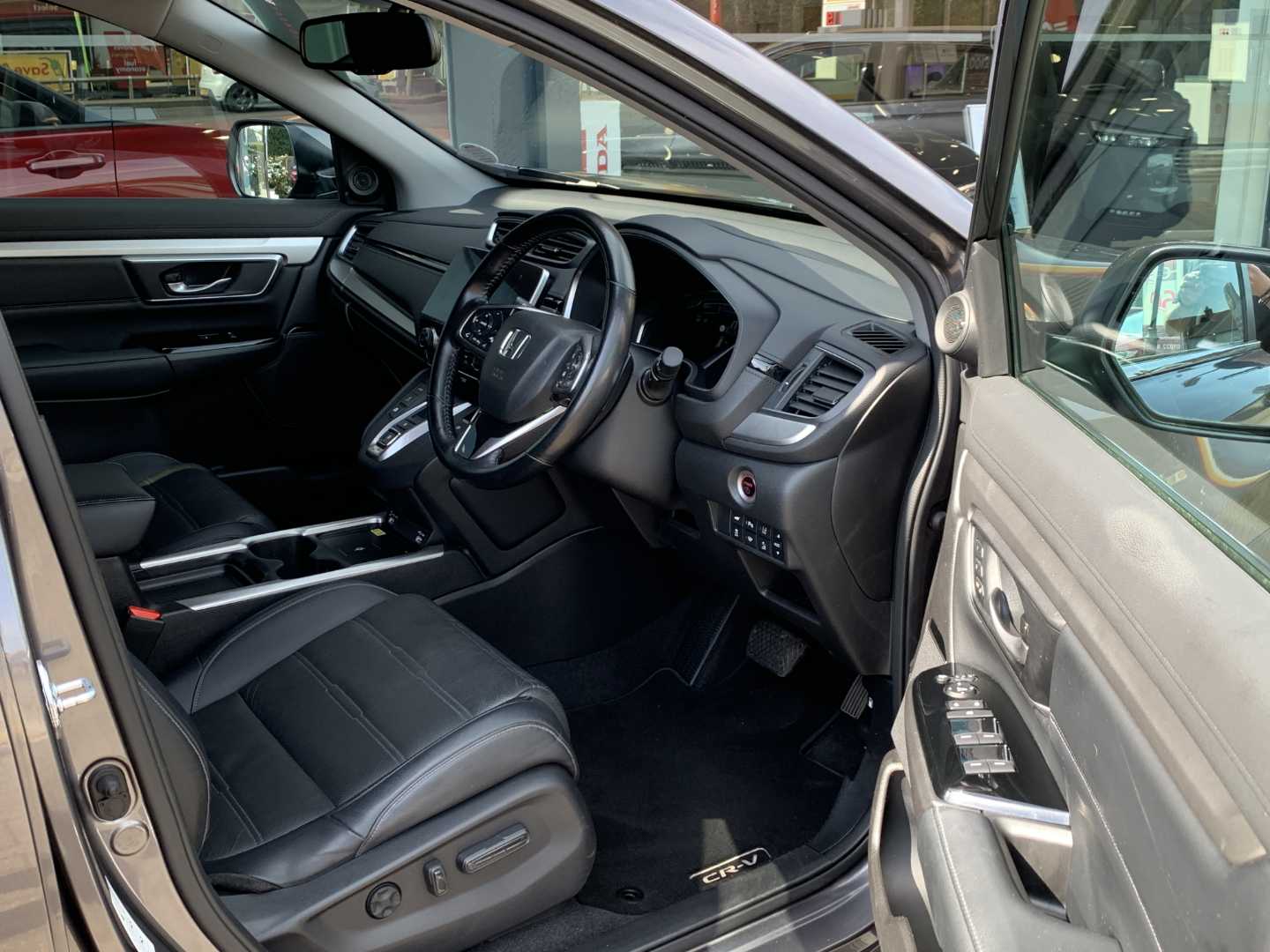 Honda CR-V 2.0 i-MMD Hybrid EX 5dr eCVT - Image 15