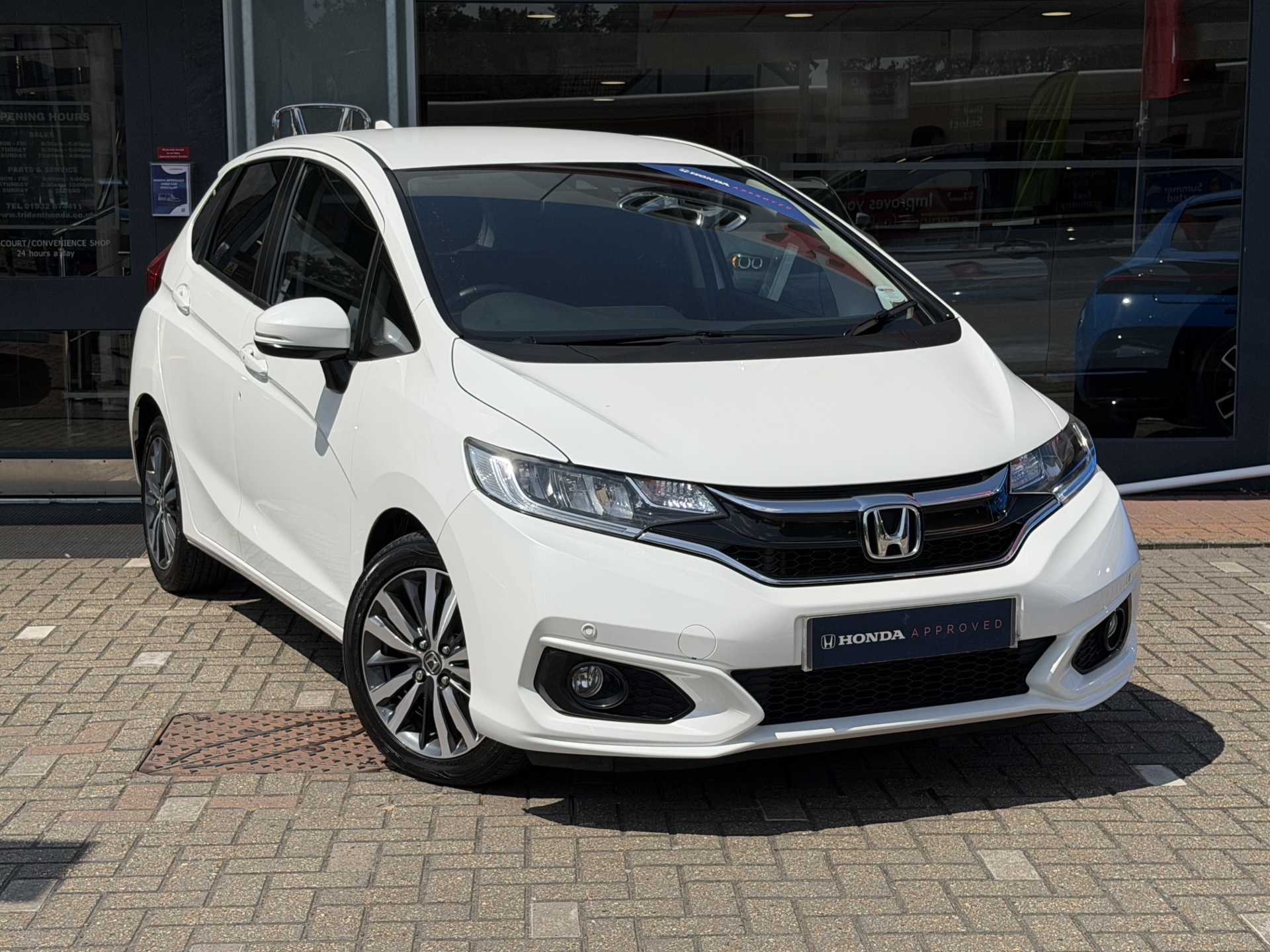 Honda Jazz 1.3 i-VTEC EX Navi 5dr CVT - Image 1