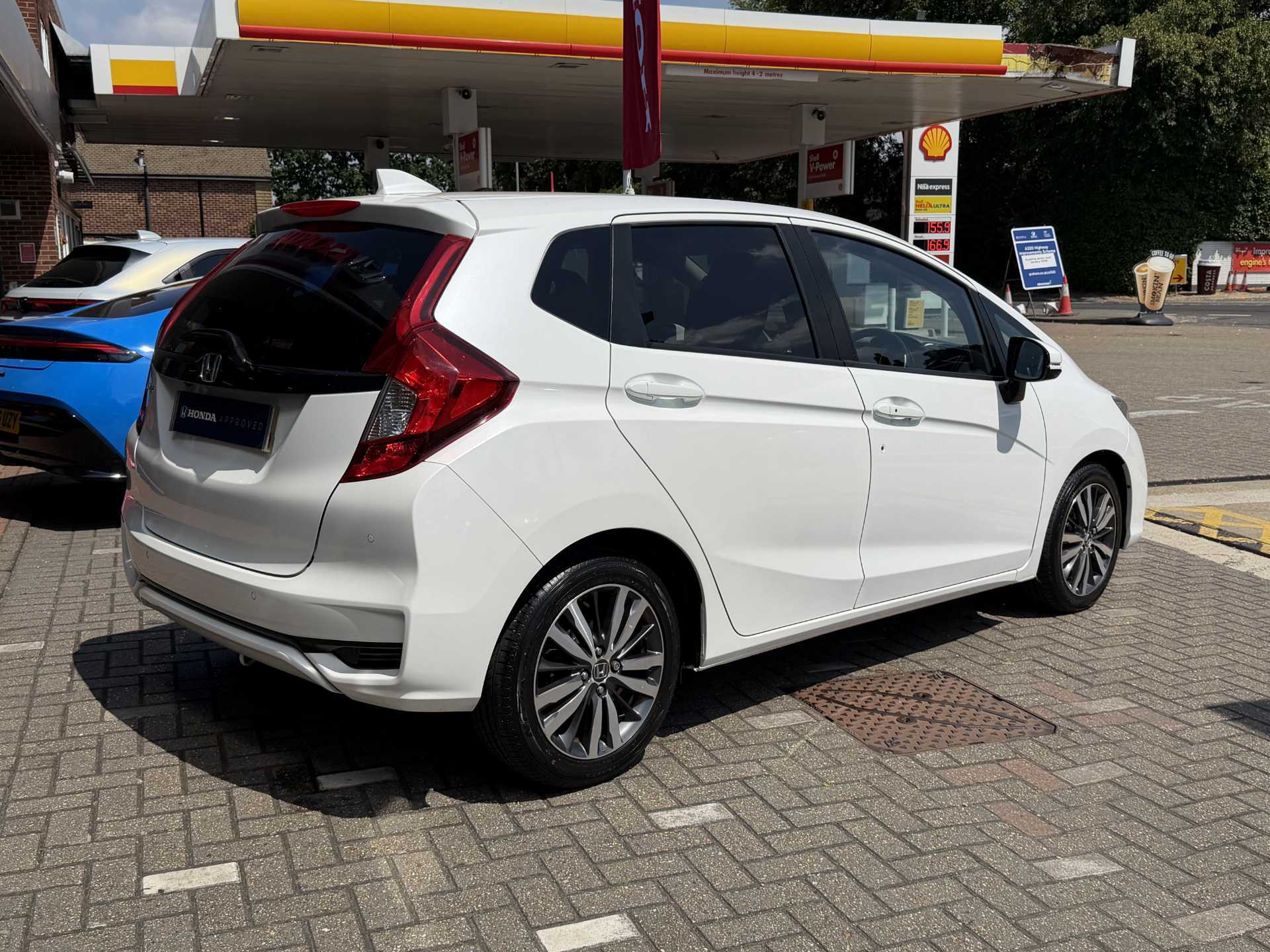 Honda Jazz 1.3 i-VTEC EX Navi 5dr CVT - Image 12