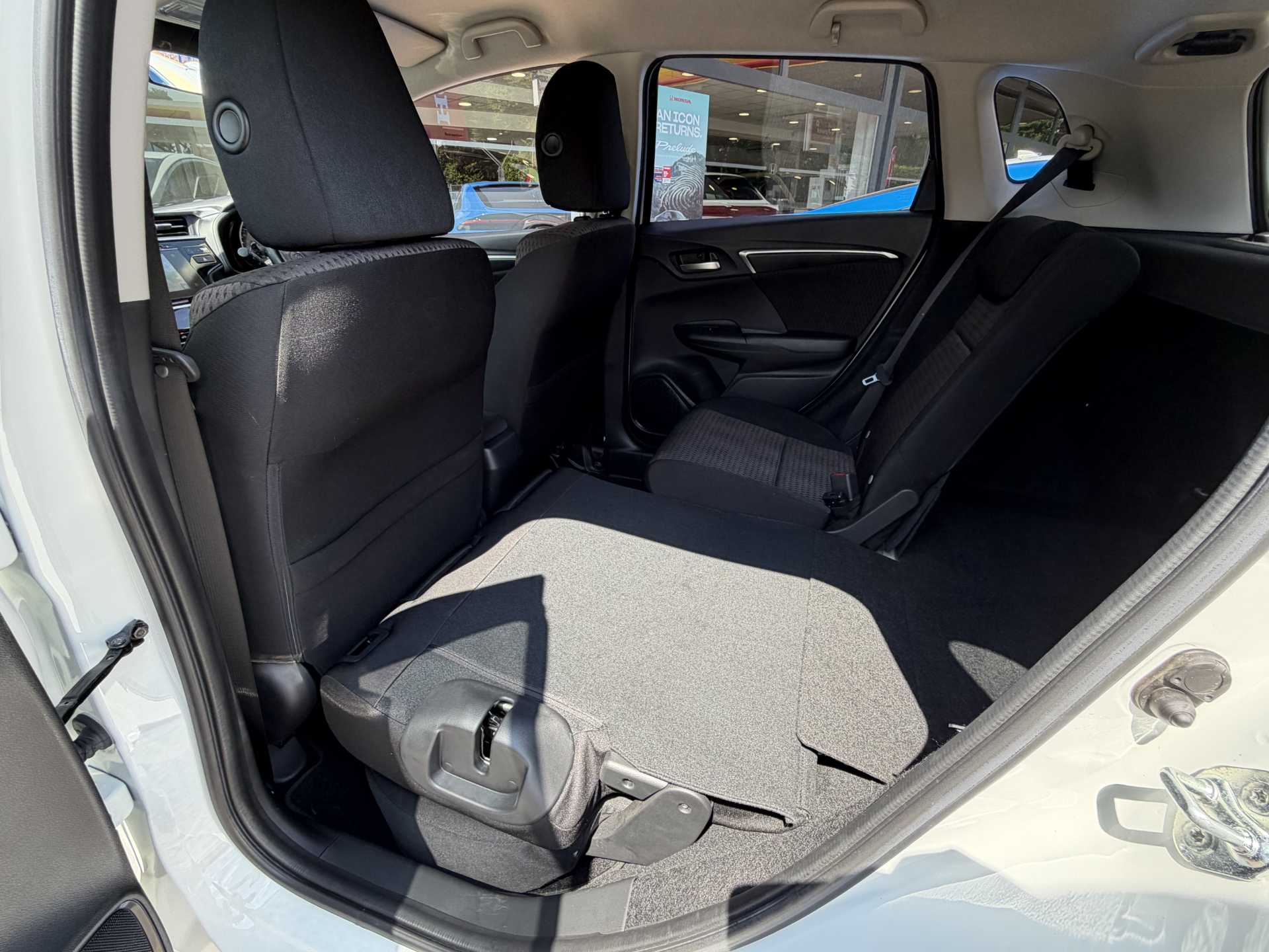 Honda Jazz 1.3 i-VTEC EX Navi 5dr CVT - Image 19