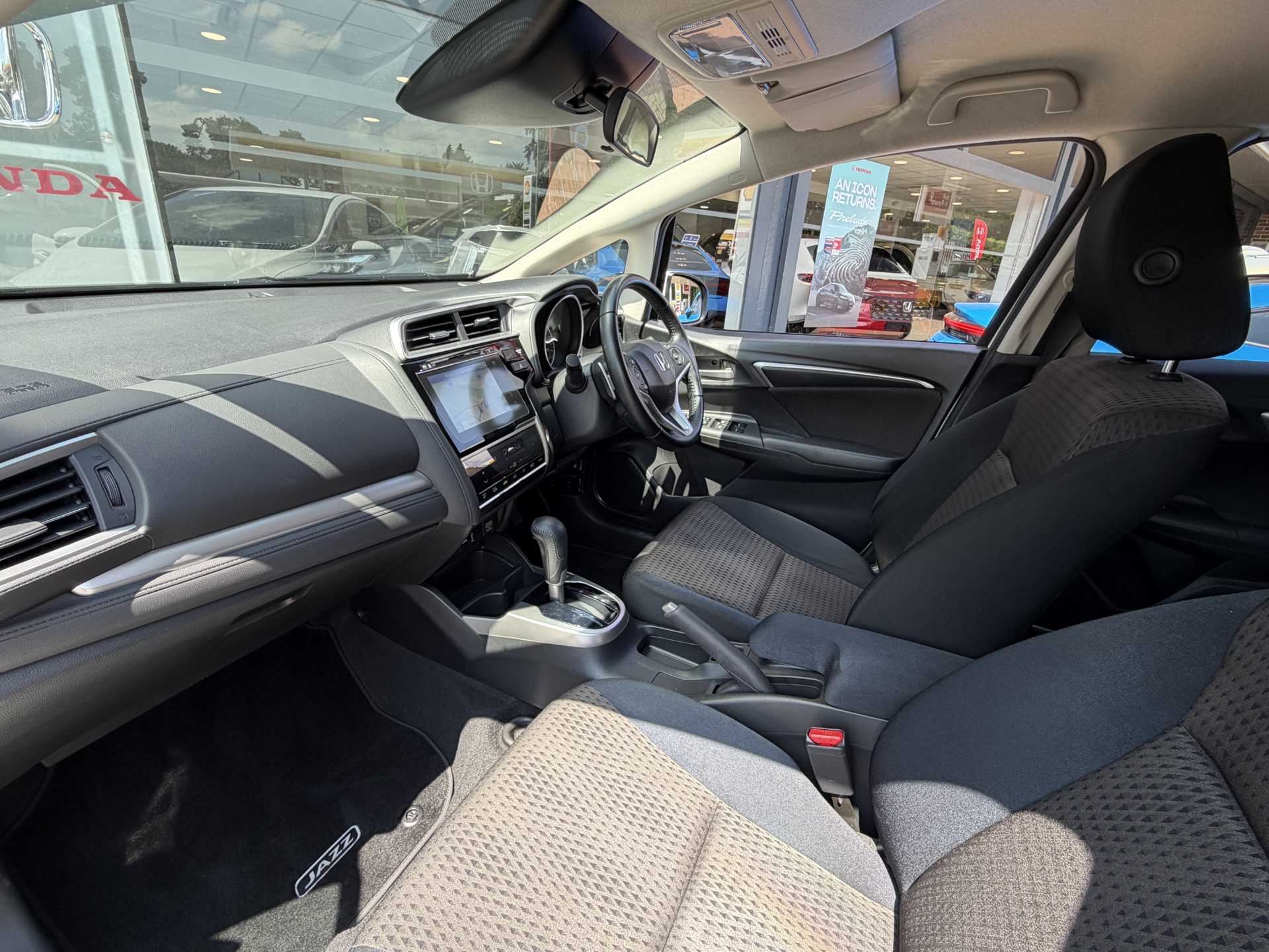 Honda Jazz 1.3 i-VTEC EX Navi 5dr CVT - Image 2