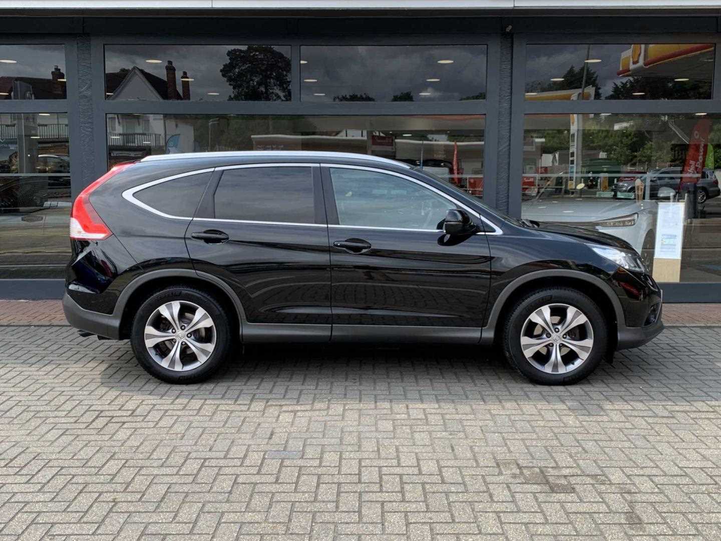 Honda CR-V 2.0 i-VTEC SR 5dr Auto - Image 5