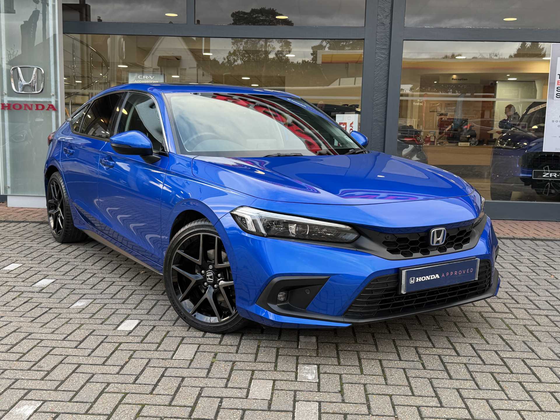 Honda Civic 2.0 eHEV Advance 5dr CVT - Image 1