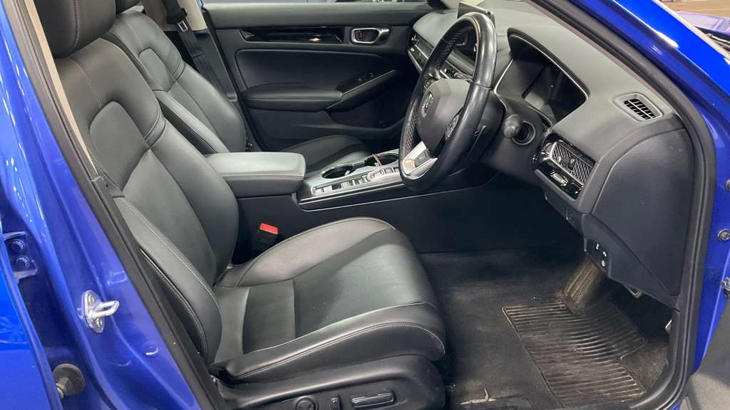 Honda Civic 2.0 eHEV Advance 5dr CVT - Image 2