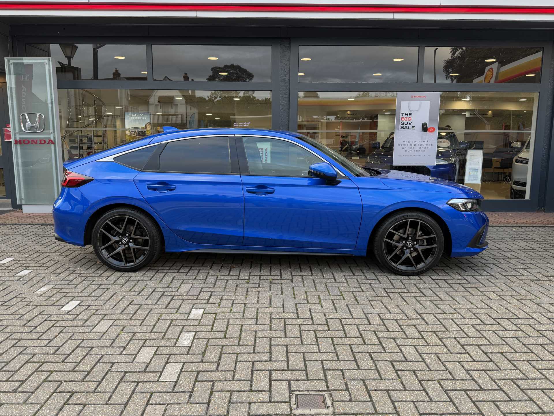 Honda Civic 2.0 eHEV Advance 5dr CVT - Image 5
