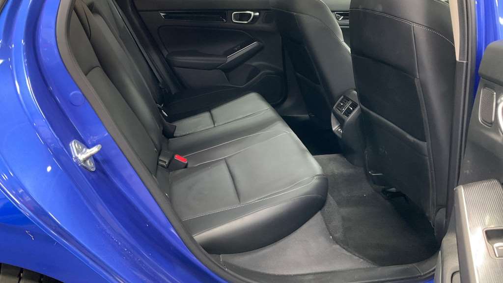 Honda Civic 2.0 eHEV Advance 5dr CVT - Image 8