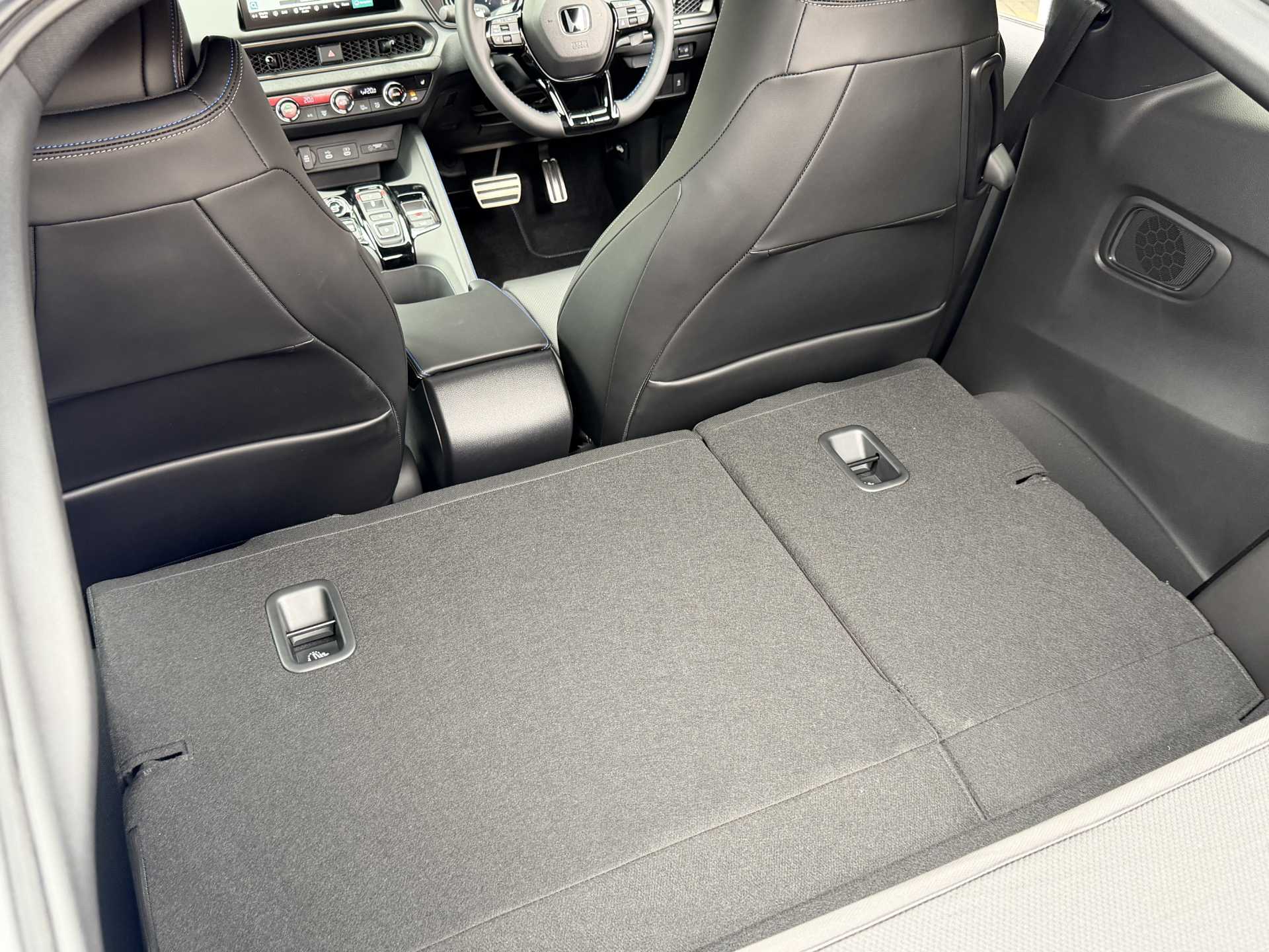 Honda PRELUDE 2.0 eHEV Advance 3dr CVT - Image 18