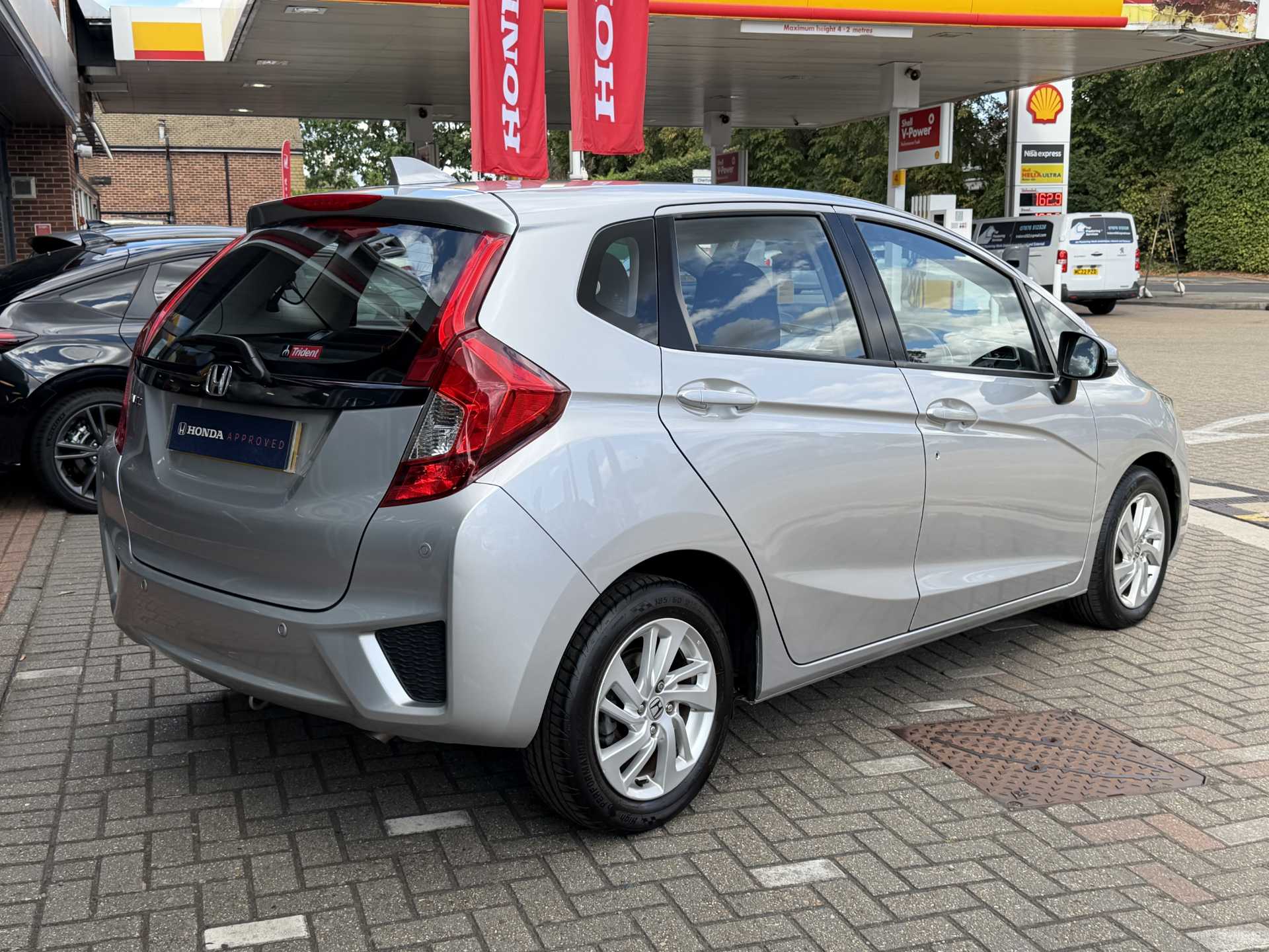 Honda Jazz 1.3 SE 5dr CVT — image 12
