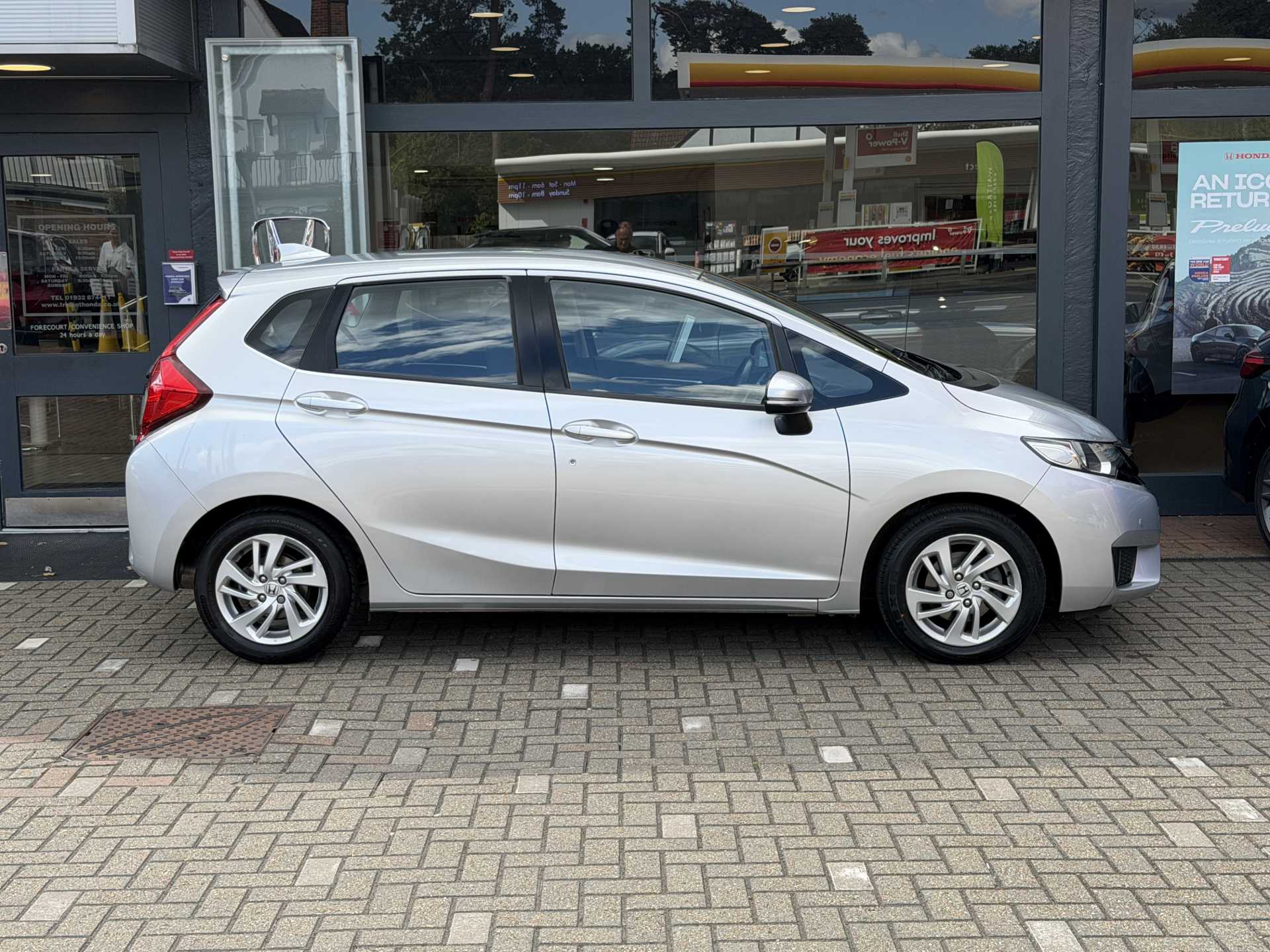 Honda Jazz 1.3 SE 5dr CVT - Image 5