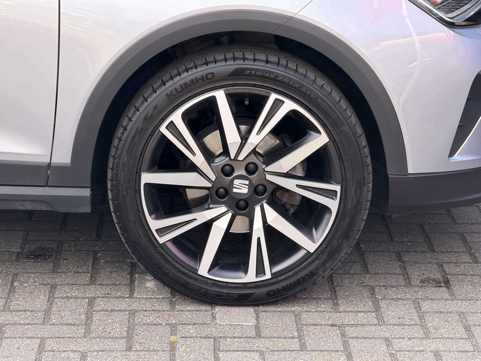 Seat ARONA 1.0 TSI 110 FR Edition 5dr — image 9